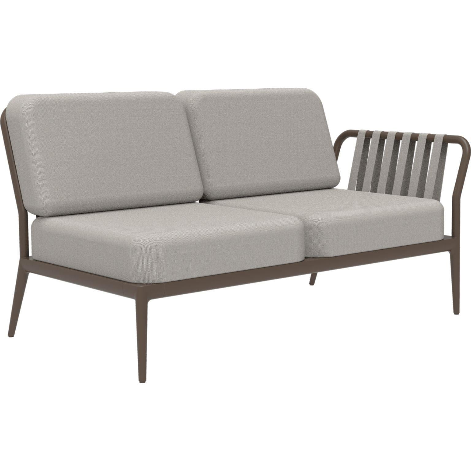 Ribbons bronze double left modular sofa by MOWEE
Dimensions: D83 x W148 x H81 cm (seat height 42 cm).
Material: Aluminium and upholstery.
Weight: 29 kg
Also available in different colors and finishes. 

An unmistakable collection for its