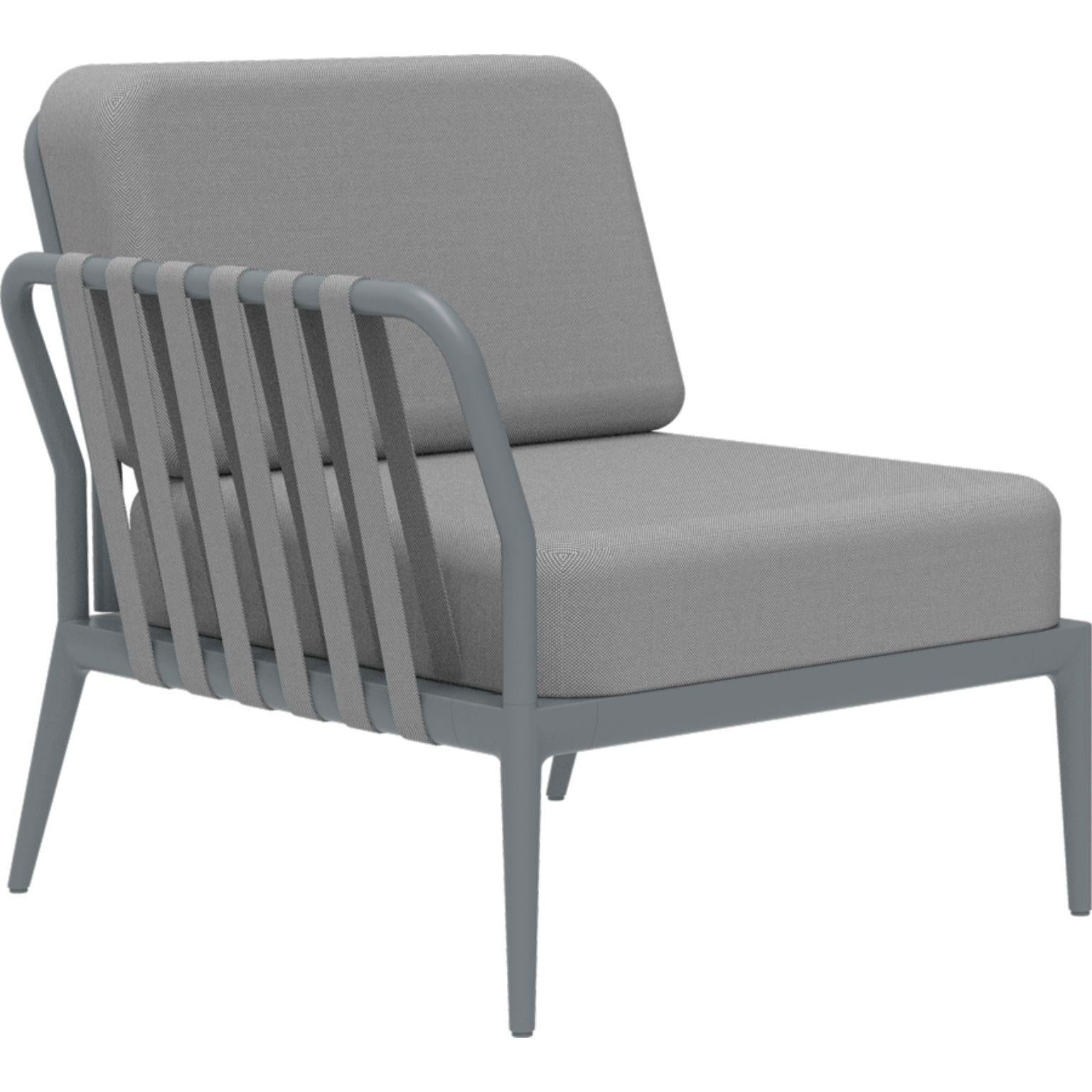 Ribbons grey right modular sofa by MOWEE
Dimensions: D83 x W80 x H81 cm (seat height 42 cm)
Material: aluminium and upholstery
Weight: 19 kg
Also available in different colours and finishes.

An unmistakable collection for its beauty and