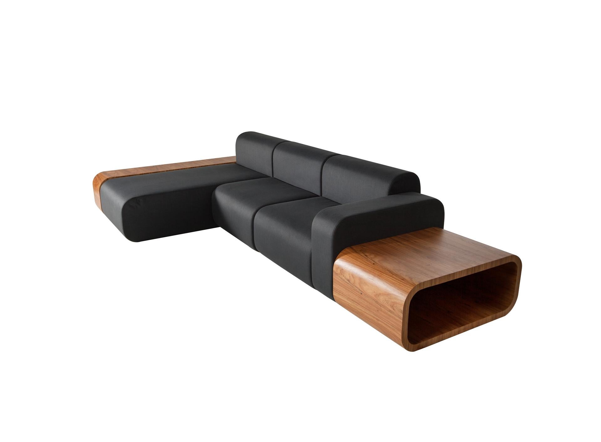Riba Brazilian Contemporary Wood and Leather Sofa by Lattoog In New Condition In Sao Paolo, BR