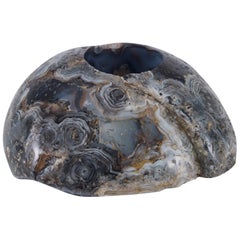 Ribeirao Vase in Natural Agate Stone by Curatedkravet