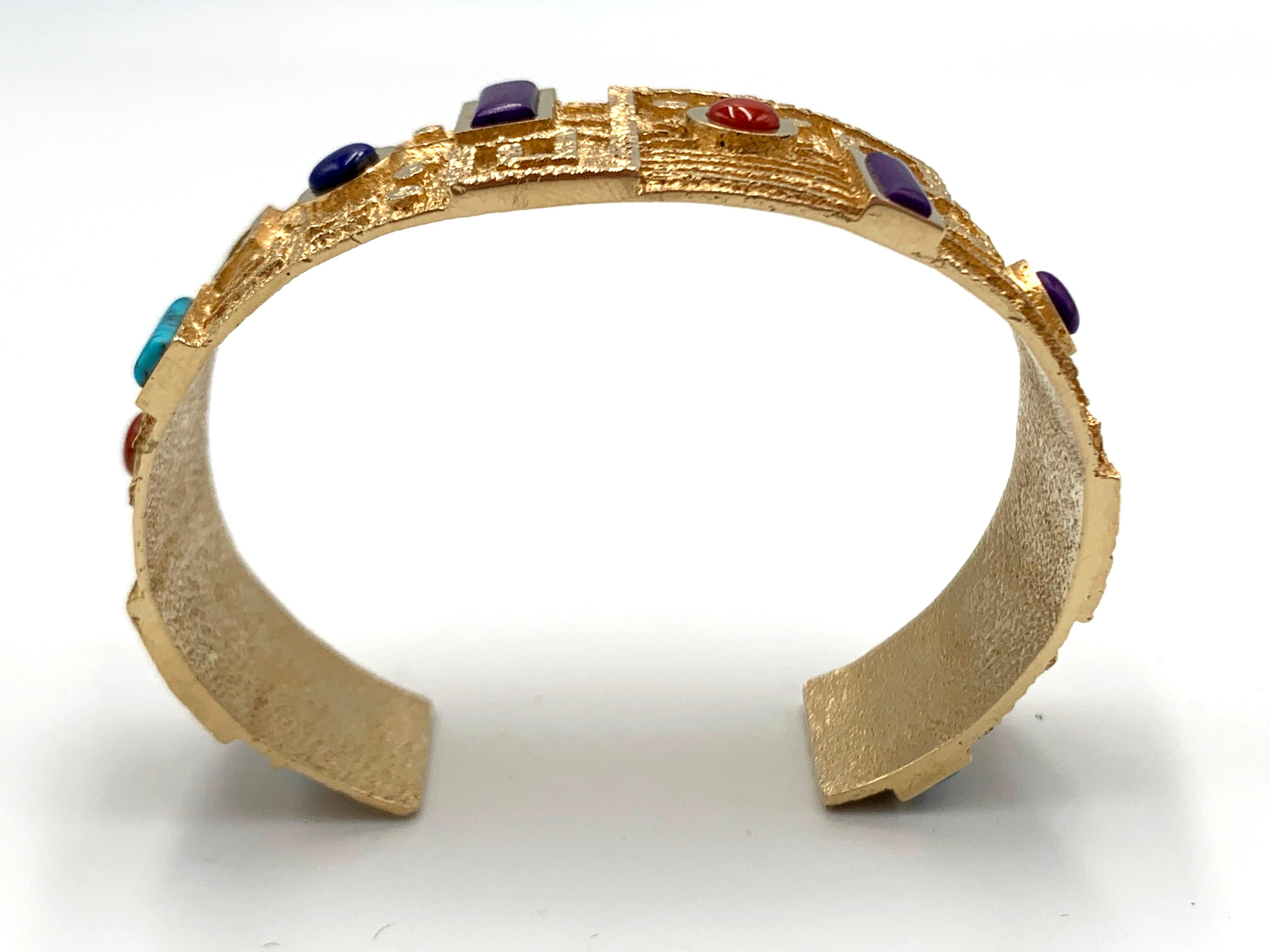 Nativo americano Bracciale Ric Charlie in tufo d'oro 18 carati con intarsio di più gemme in vendita