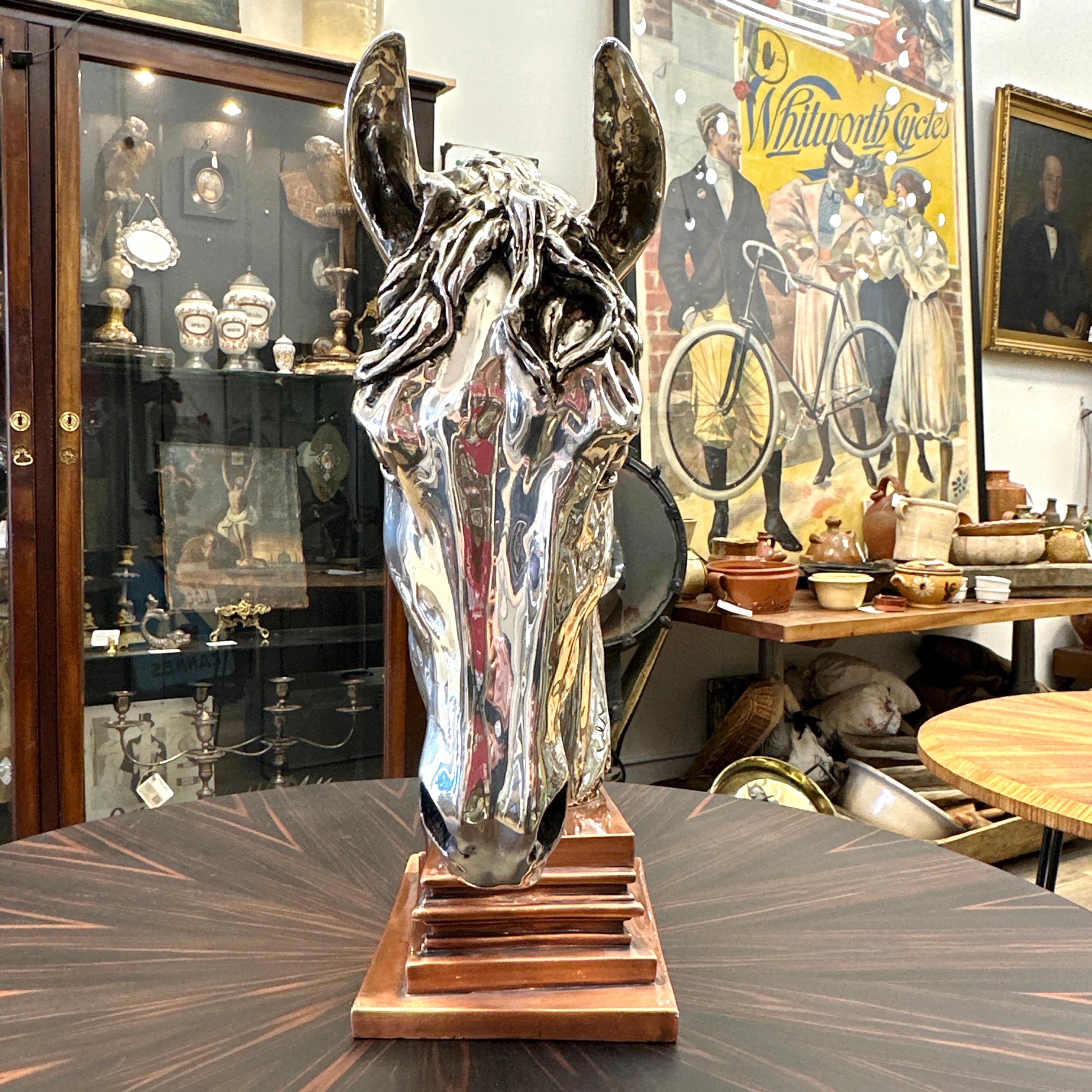 Ricardo Del Rio (1961 -) Mexico. Grande sculpture de tête de cheval plaqué argent en vente 4