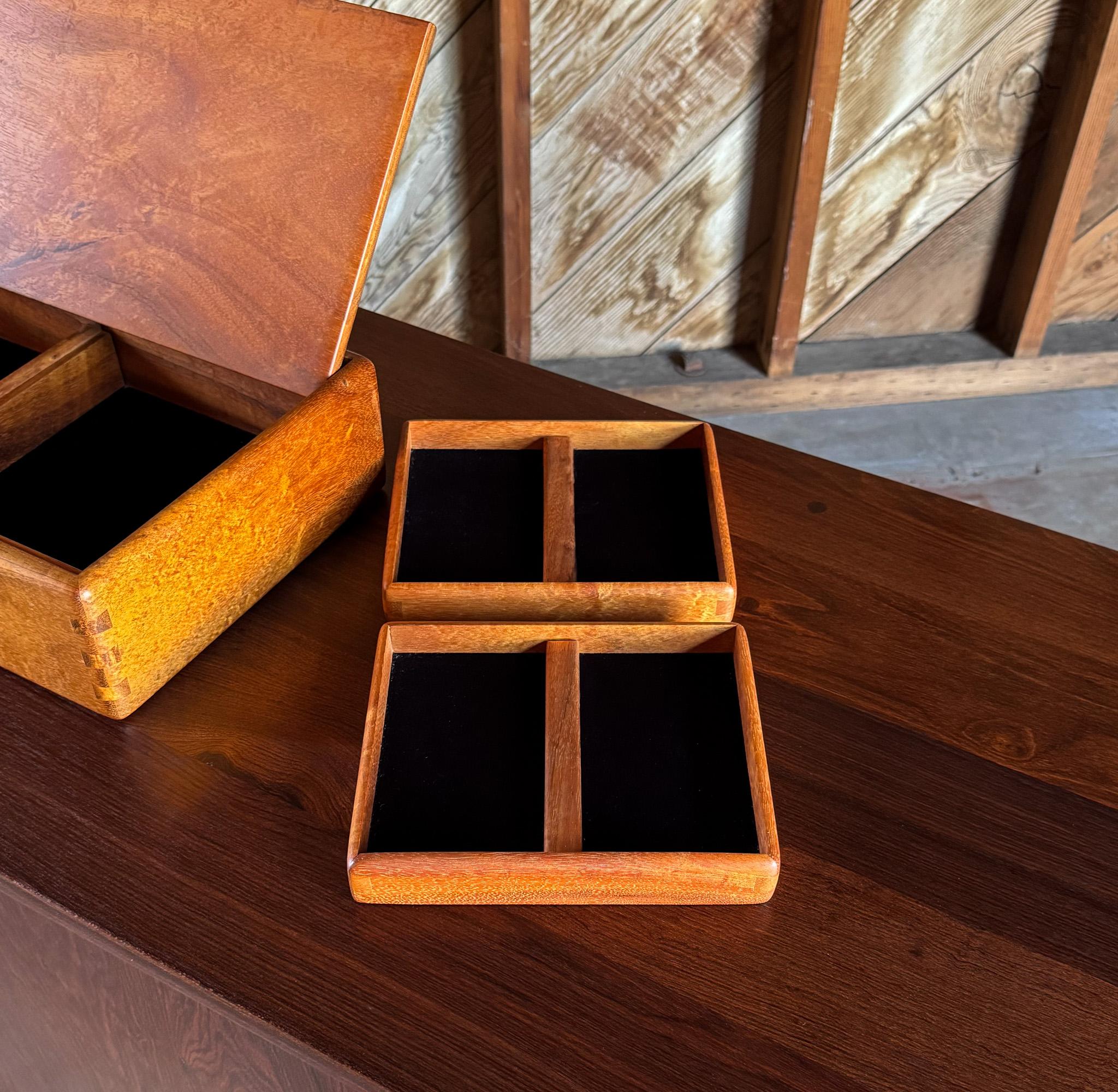 Ricardo Dellera Handcrafted Koa Wood Box, Hawaii, 20th Century 10
