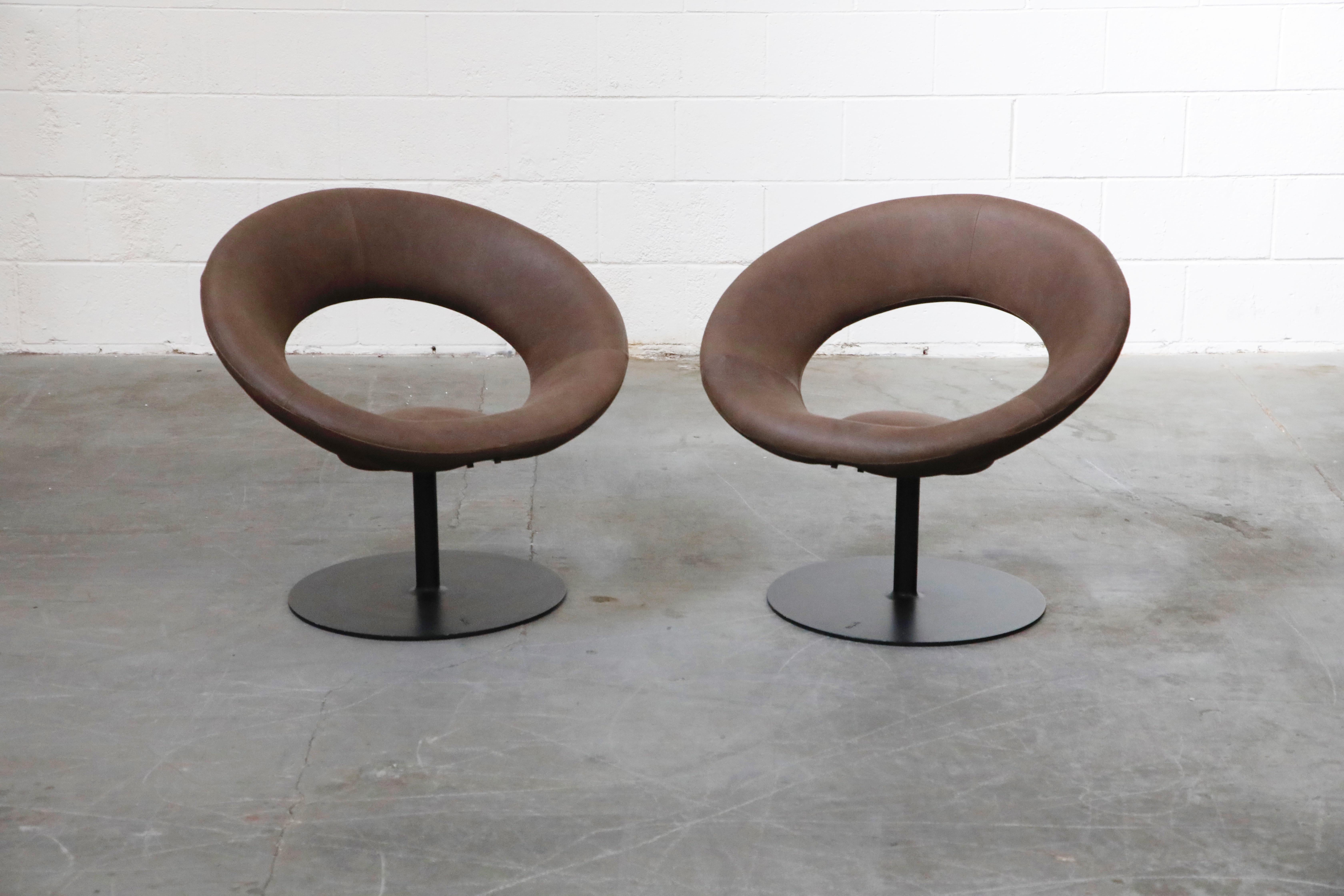Ricardo Fasanello 'Anel' Leather Lounge Swivel Chairs, 1987, Signed Pair In Excellent Condition In Los Angeles, CA