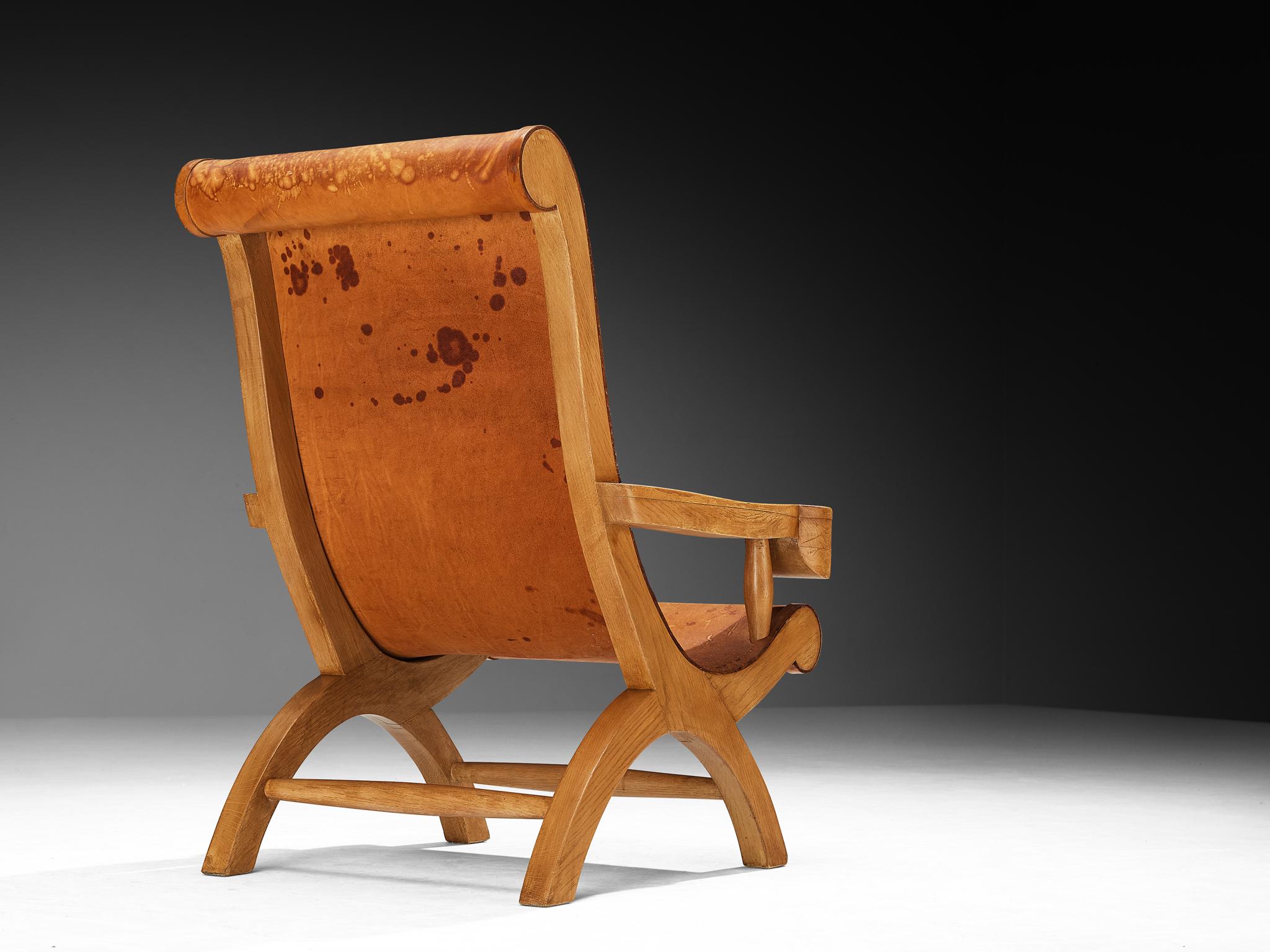 Ricardo Legorreta 'Butaque' Armchair in Oak and Leather en Bueno estado para la venta en Waalwijk, NL