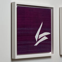 Acrílico blanco sobre seda natural fucsia de Oaxaca, teñida a mano con cochinilla