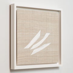 Acrílico blanco sobre seda natural de Oaxaca