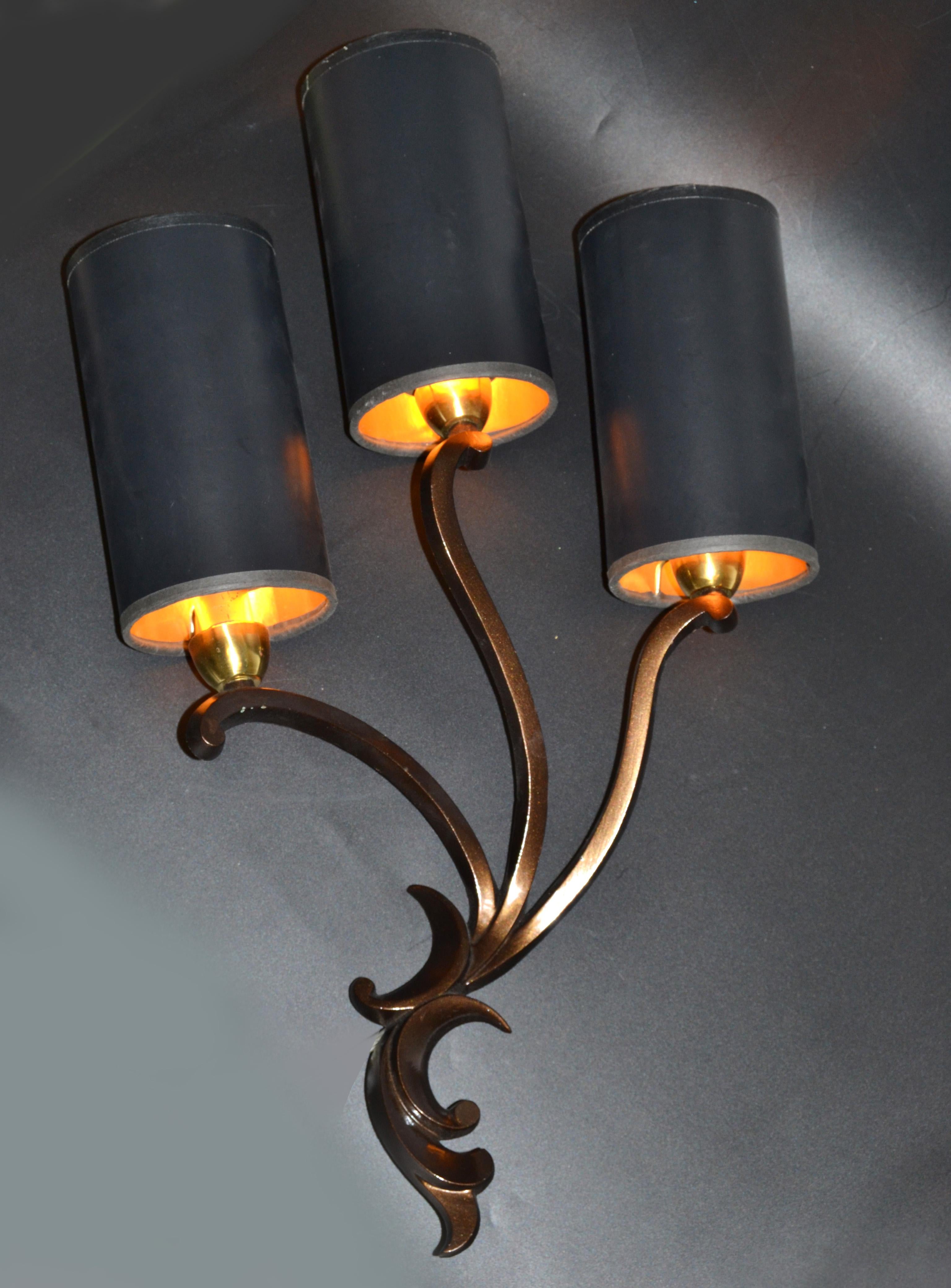 Cast Riccardo Scarpa Bronze Sconces & Shades, Wall Lights Art Deco Italy 1950, Pair For Sale