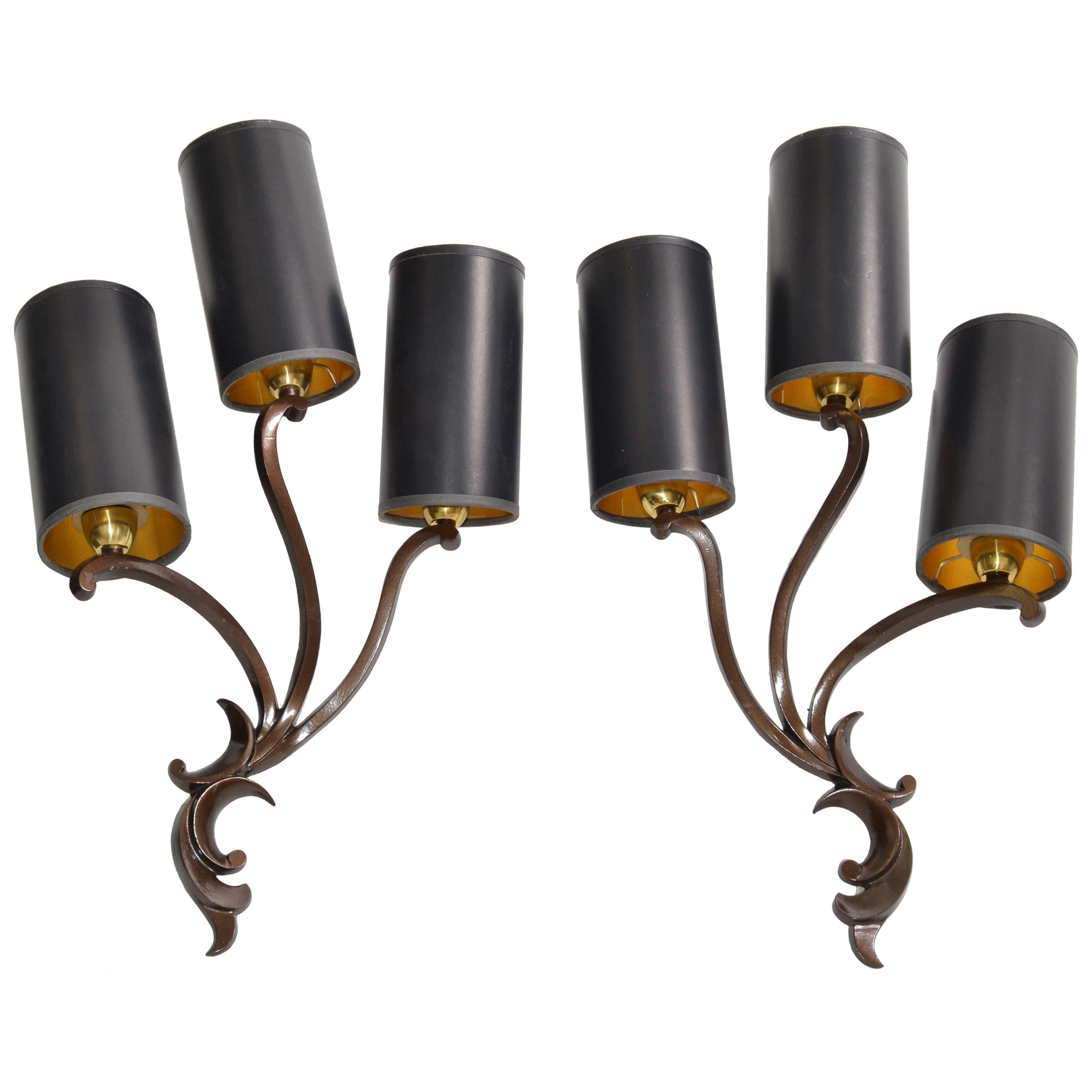 Riccardo Scarpa Bronzewandleuchter & Schirme, Wandleuchten Art Deco Italien 1950, Paar