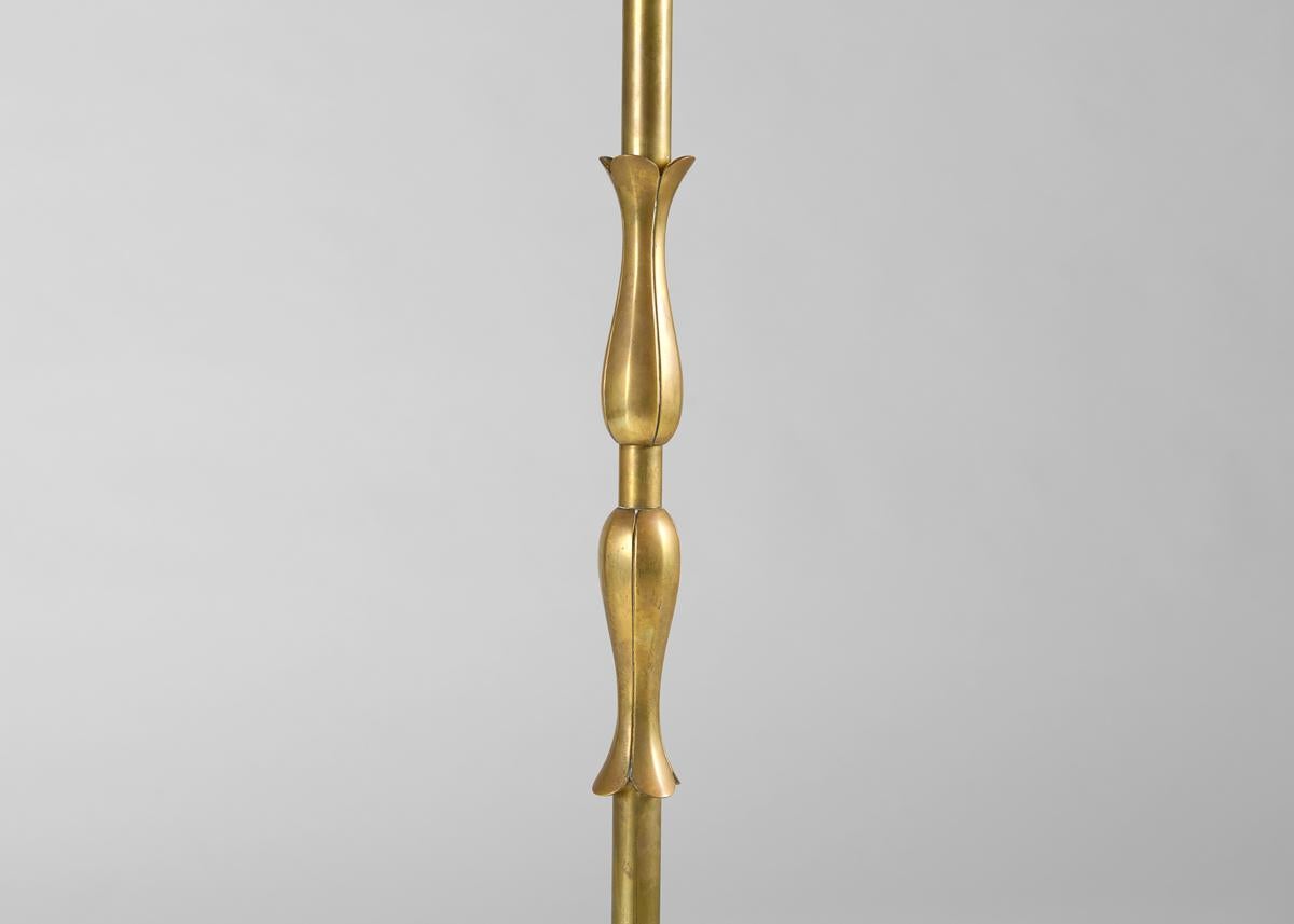 Français Riccardo Scarpa, Paire de lampadaires en bronze doré, France, vers 1960