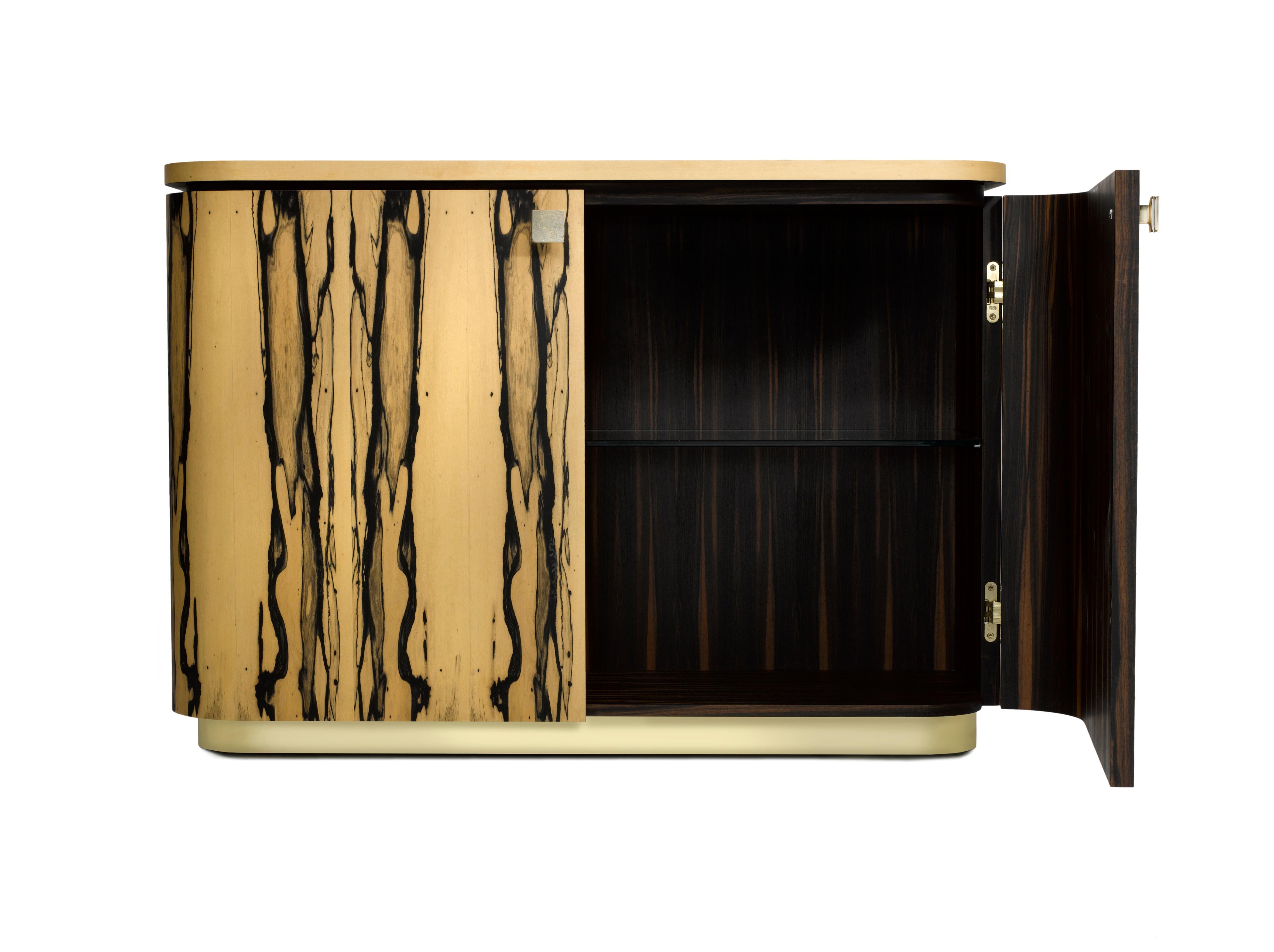 Laccato Credenza Riccardo in Ebano Bianco, Ebano Macassar e Ottone in vendita