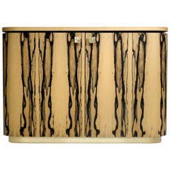Riccardo Sideboard aus weißem Ebenholz, Makassar-Ebenholz und Messing