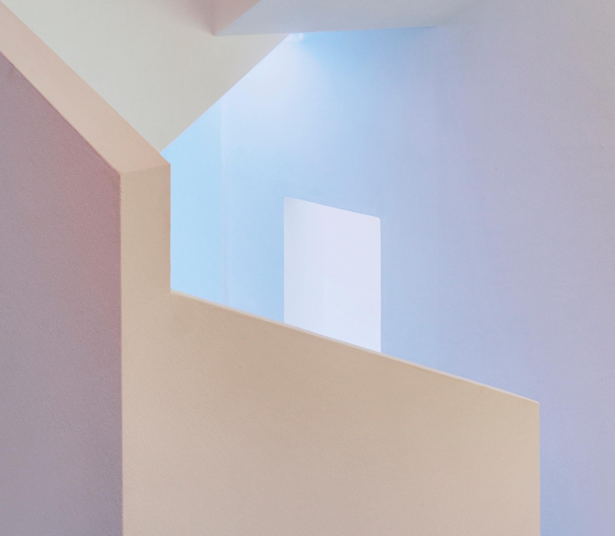 Riccardo Varini: GL 25-23, Architekturfotografie, Geometrie, Licht, Formen im Angebot 4