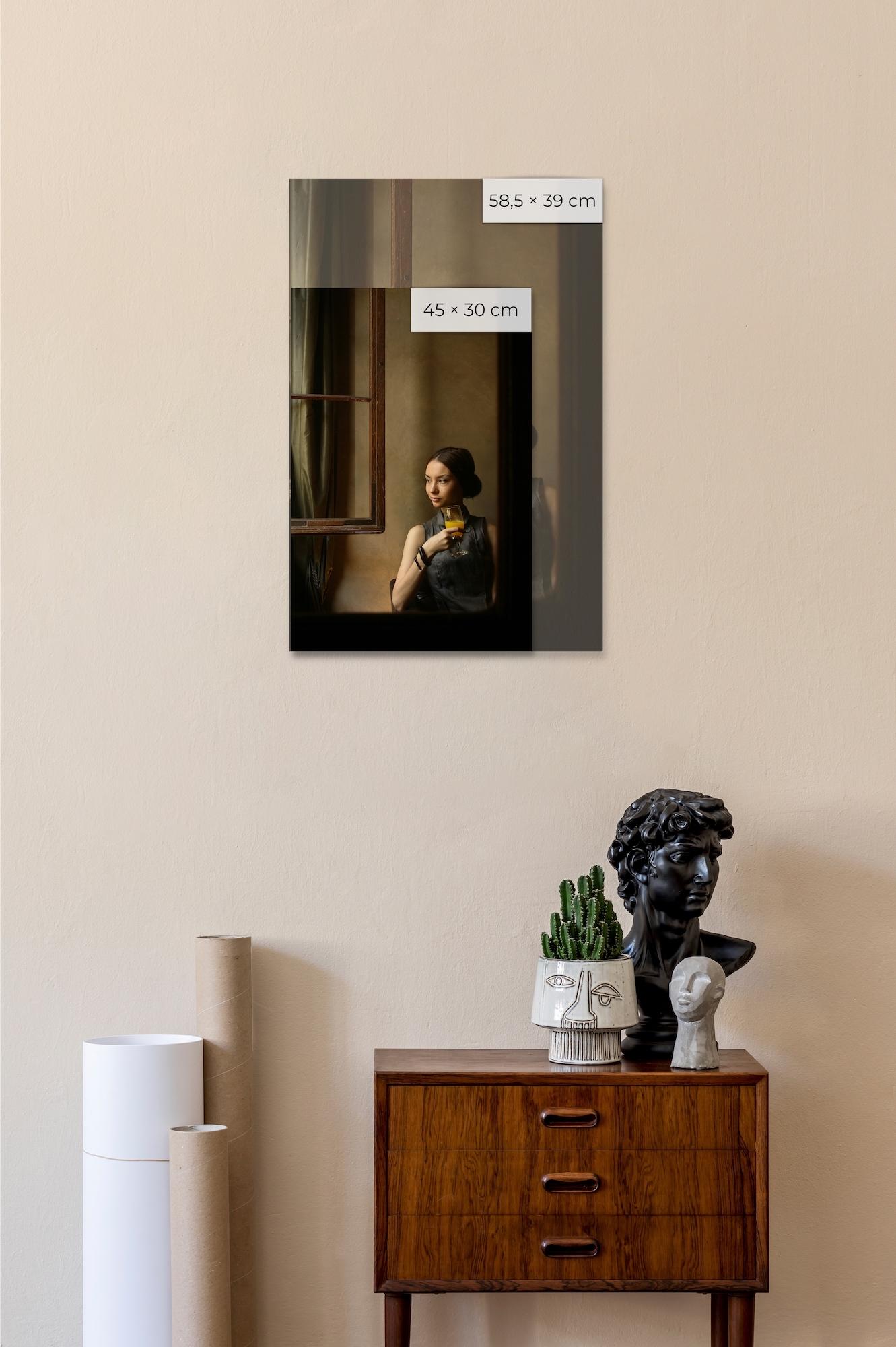 H 14-15 de Riccardo Varini - Portrait photography, femme, fenêtre,attente, pensée en vente 1