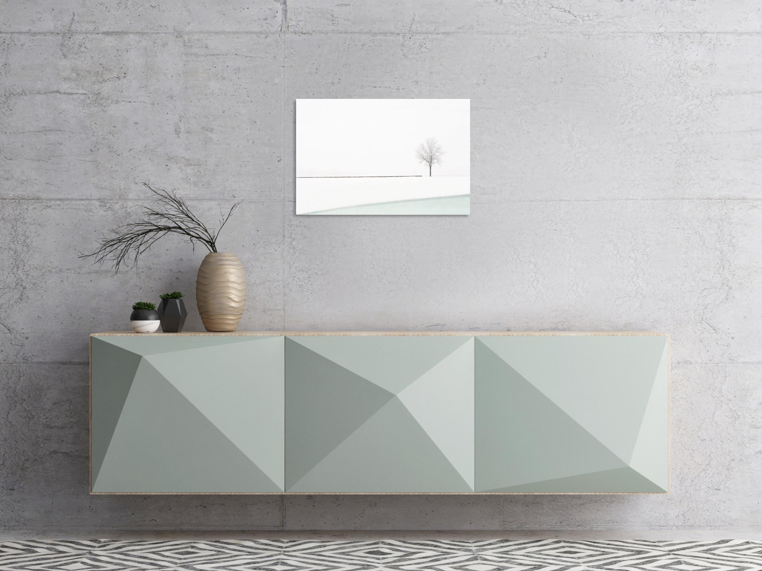 S 02-22 von Riccardo Varini – Landschaftsfotografie, Winter, Schnee, Weiß, Italien im Angebot 1