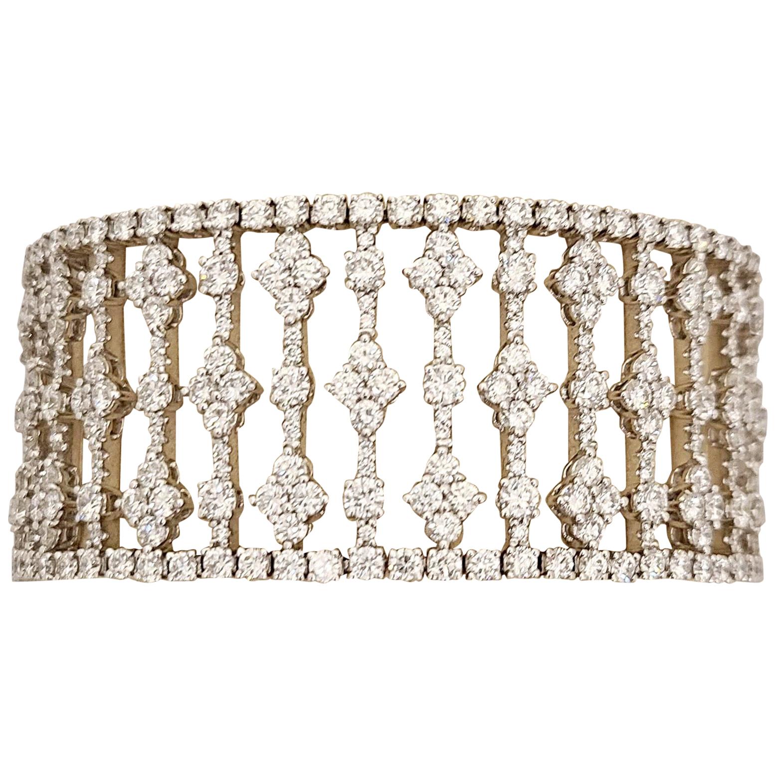 Ricco 18 Karat White Gold 27.90 Carat Diamond Wide Openwork Bracelet For Sale