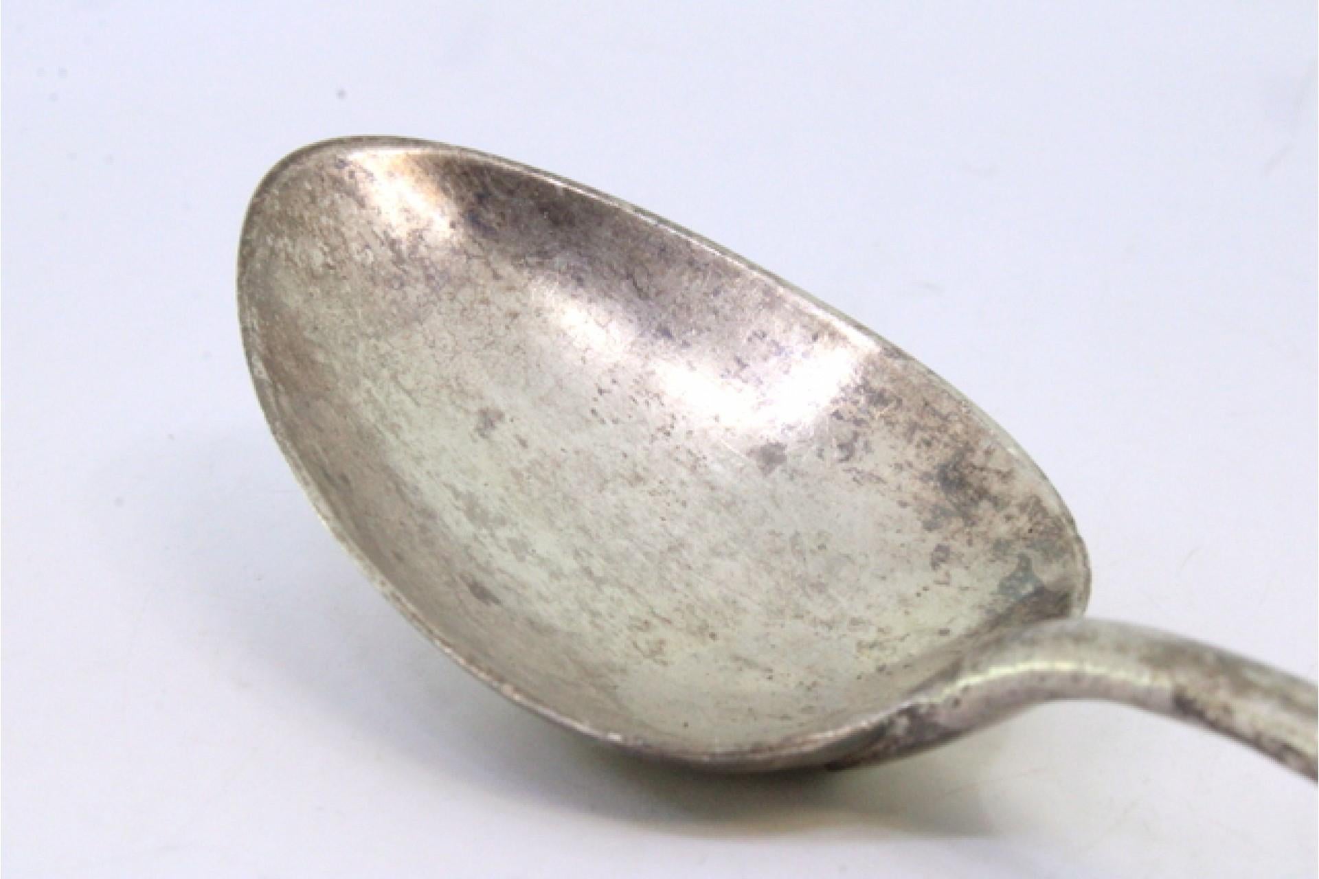 Rice and serving spoon in guilloche silver with a monogram card en Bueno estado para la venta en Porto, PT