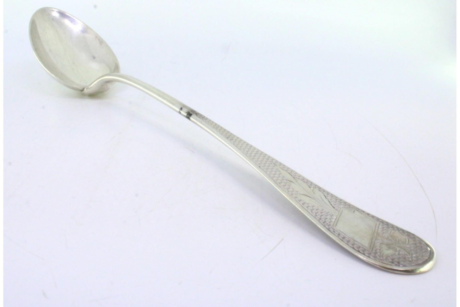 Rice and serving spoon in guilloche silver with a monogrammed card on the handle Europeo en venta