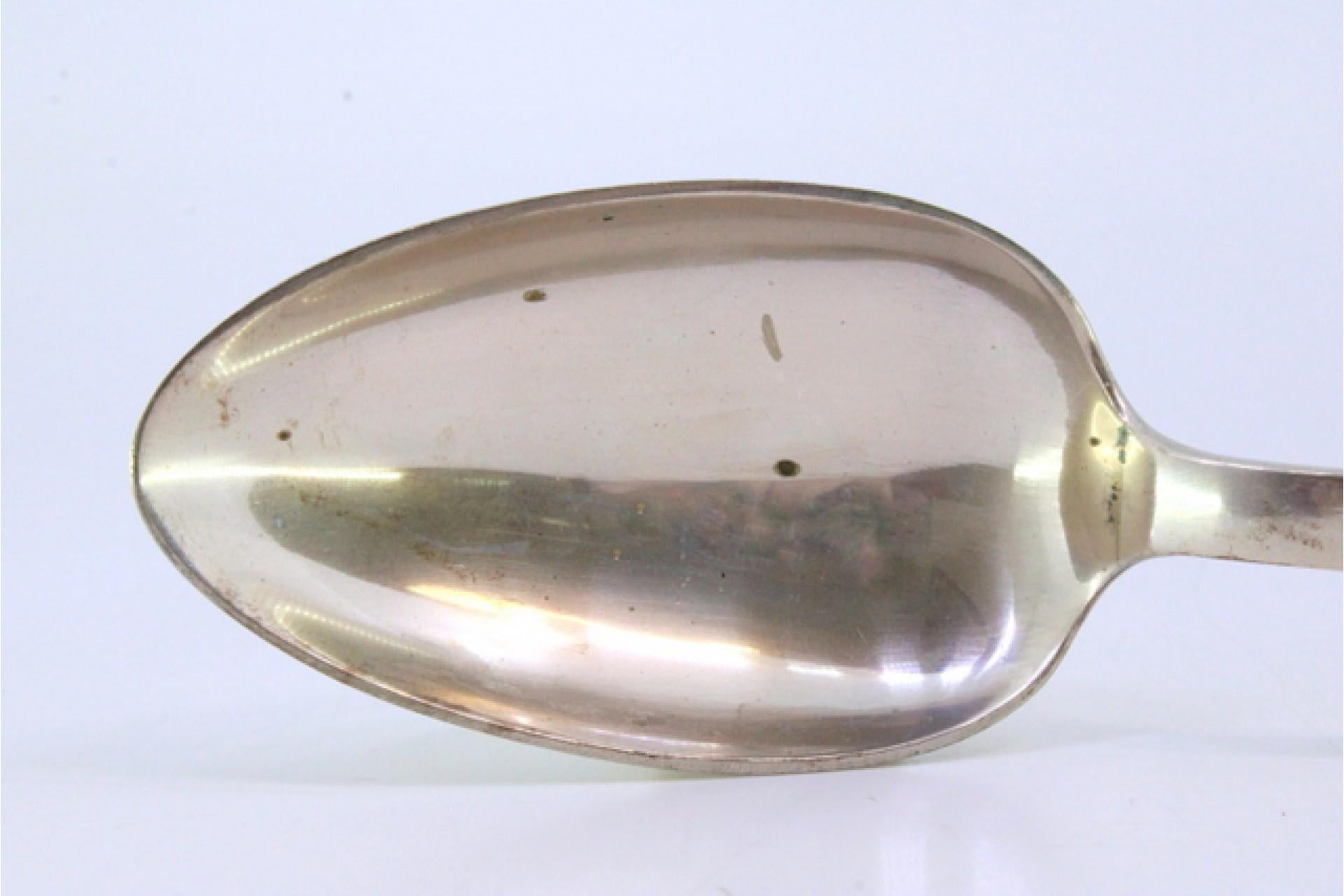 Rice spoon and serving dish in silver with grooves along the handle en venta 1