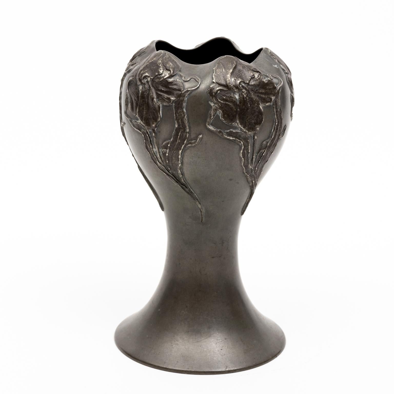 Early 20th Century Riceszinn Art Nouveau Pewter Vase