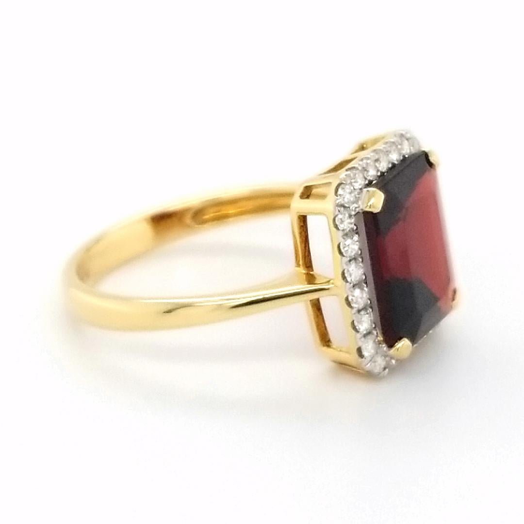 Emerald Cut Rich Almandine Garnet and Diamond Ring in 18kt Yellow Gold For Sale