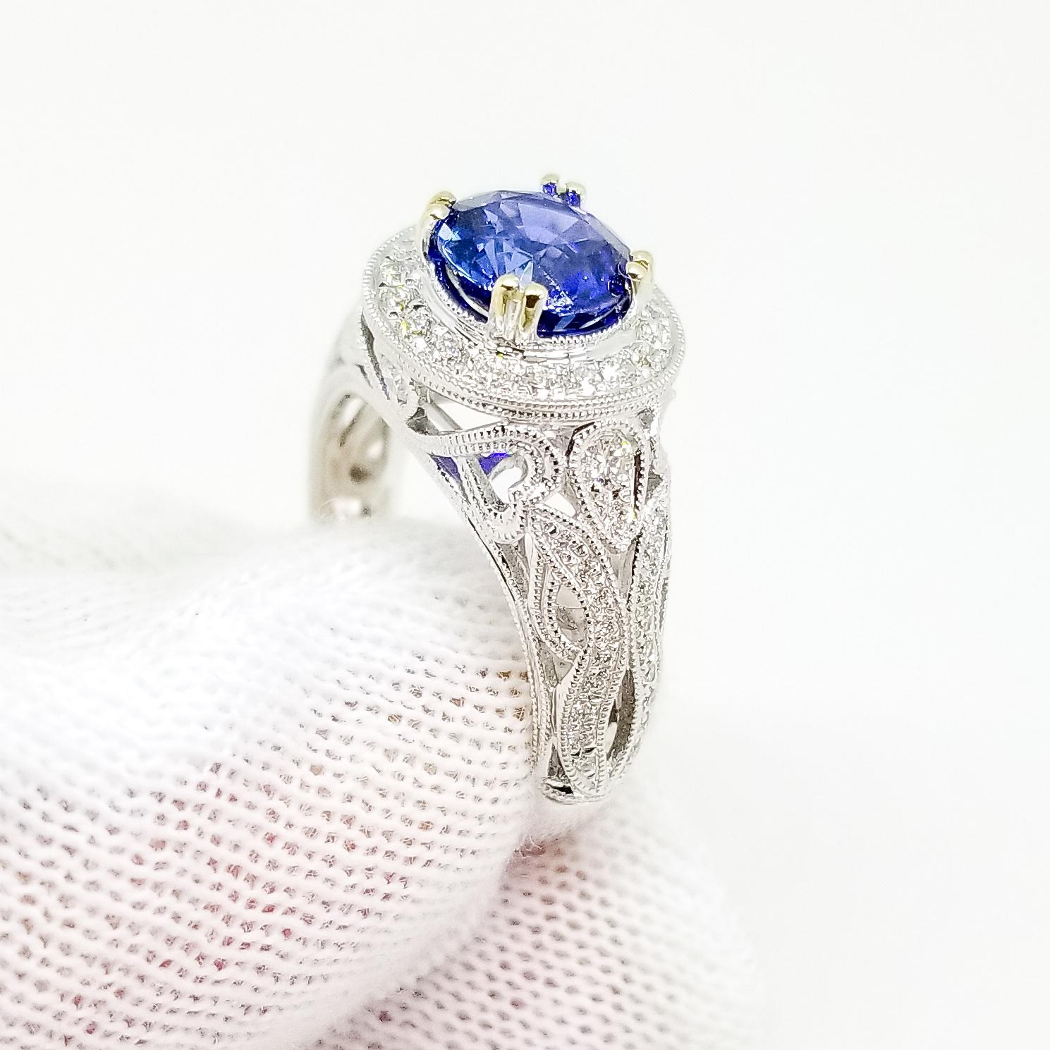 Rich Blue AAA Sapphire and Diamond Halo Ring 18K White Gold Filigree Millegrain For Sale 1