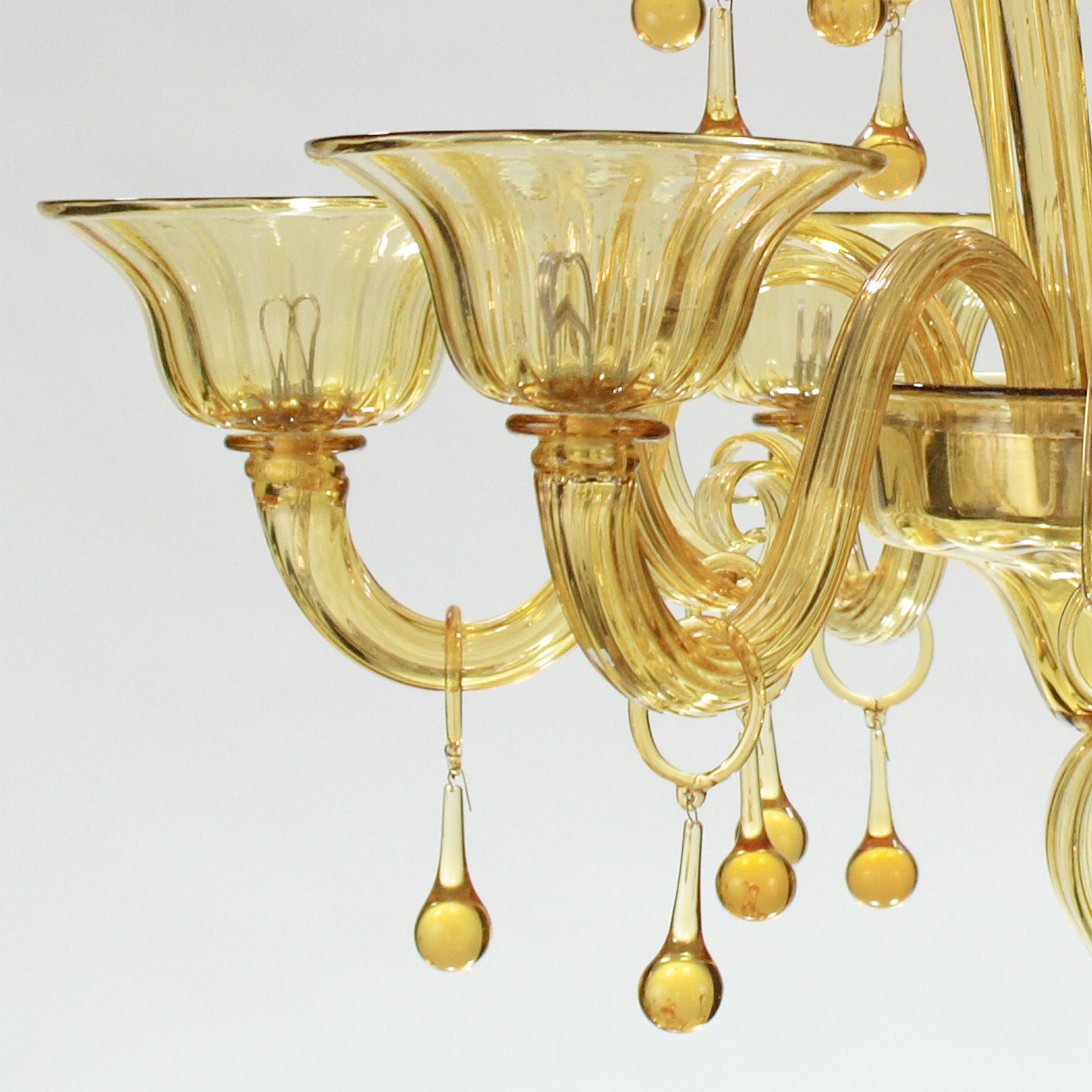 Rich Chandelier 6 Arms Amber Handblown Artistic Murano Glass Multiforme  In New Condition For Sale In Trebaseleghe, IT