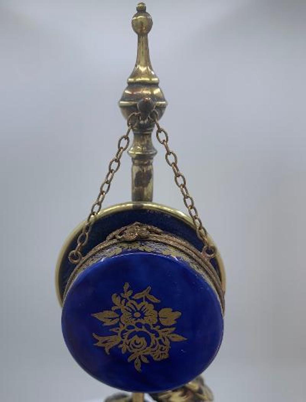 Rich Cobalt and Gold Limoges France Hand Painted Porcelain Hat Box Trinket Box In Excellent Condition In Tustin, CA