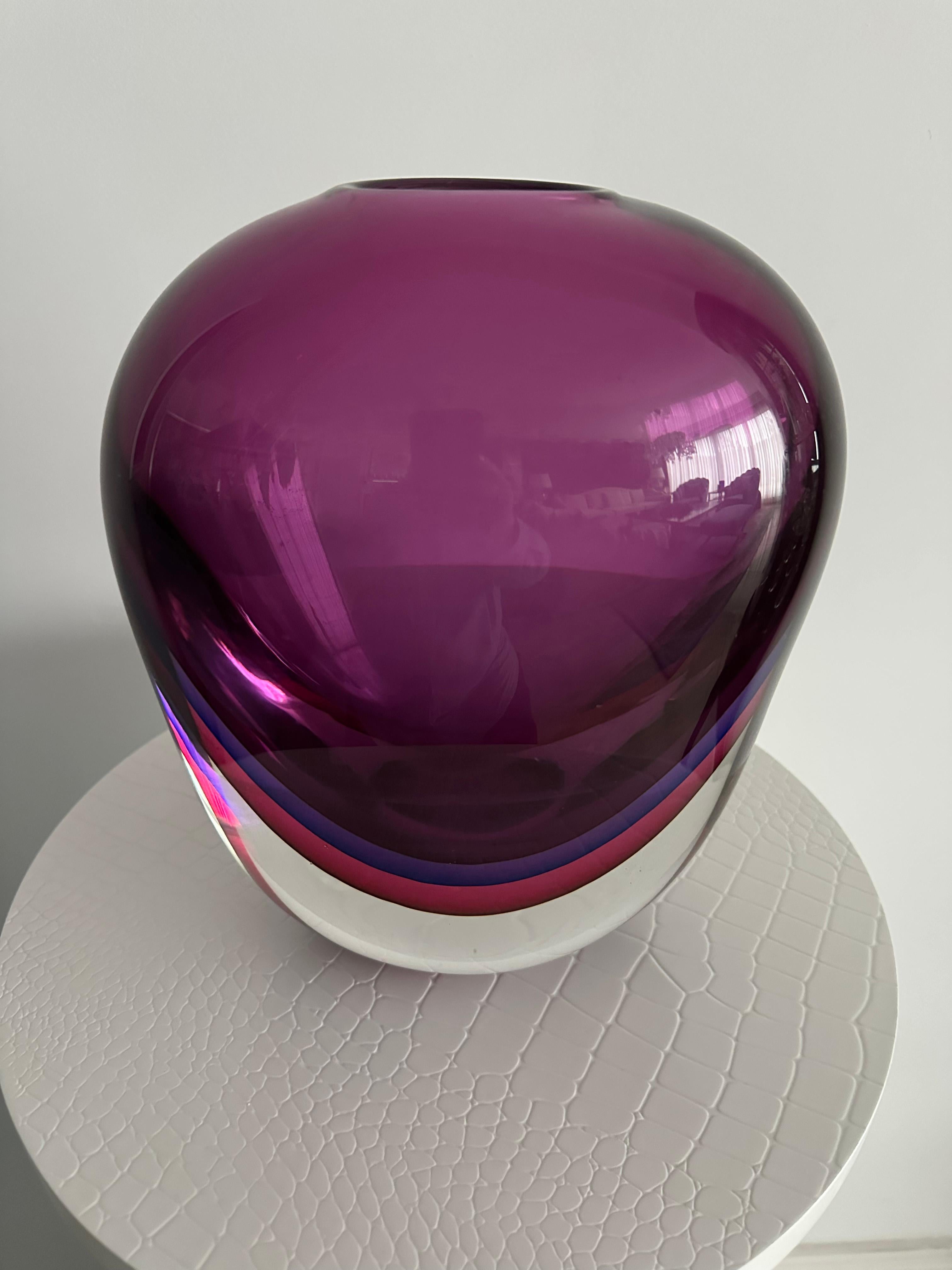 Vaso in vetro di Murano di colore ricco, in stock in vendita 2