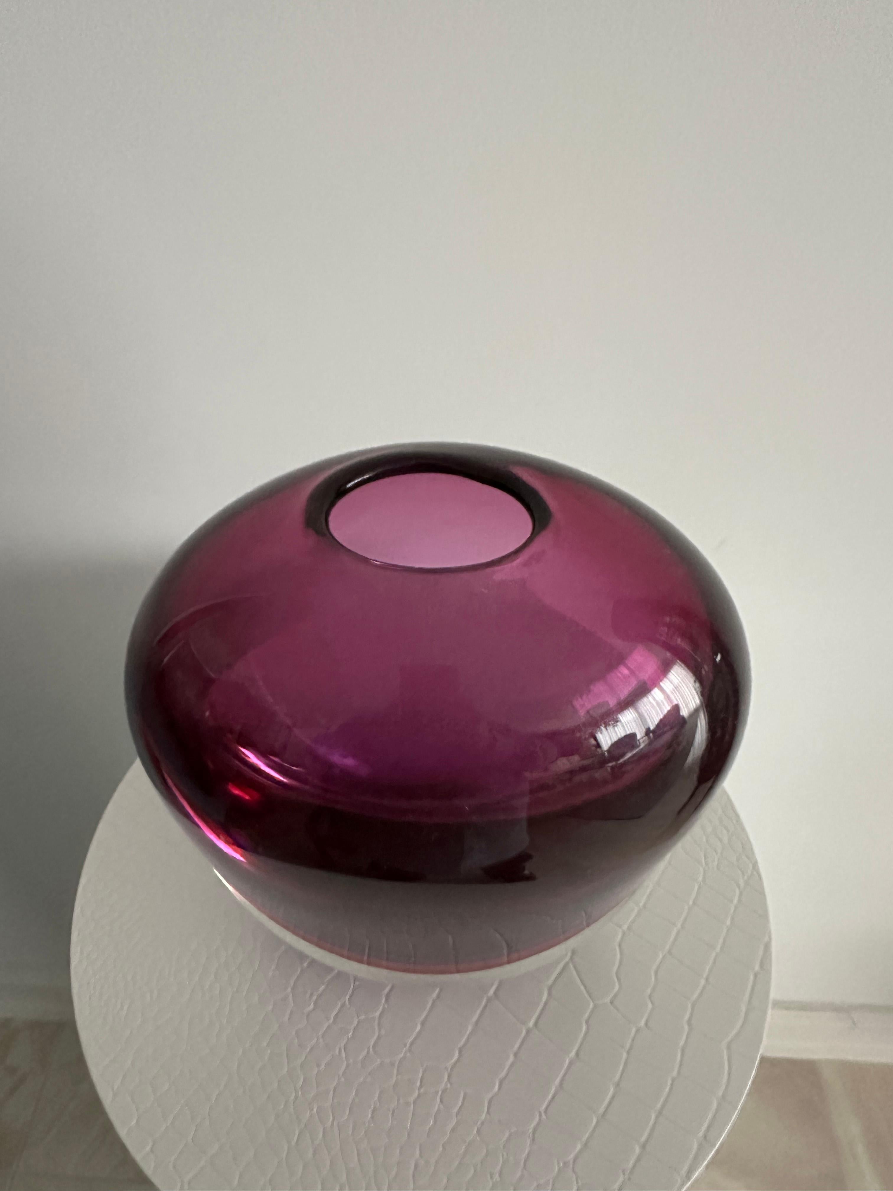 Vetro di Murano Vaso in vetro di Murano di colore ricco, in stock in vendita