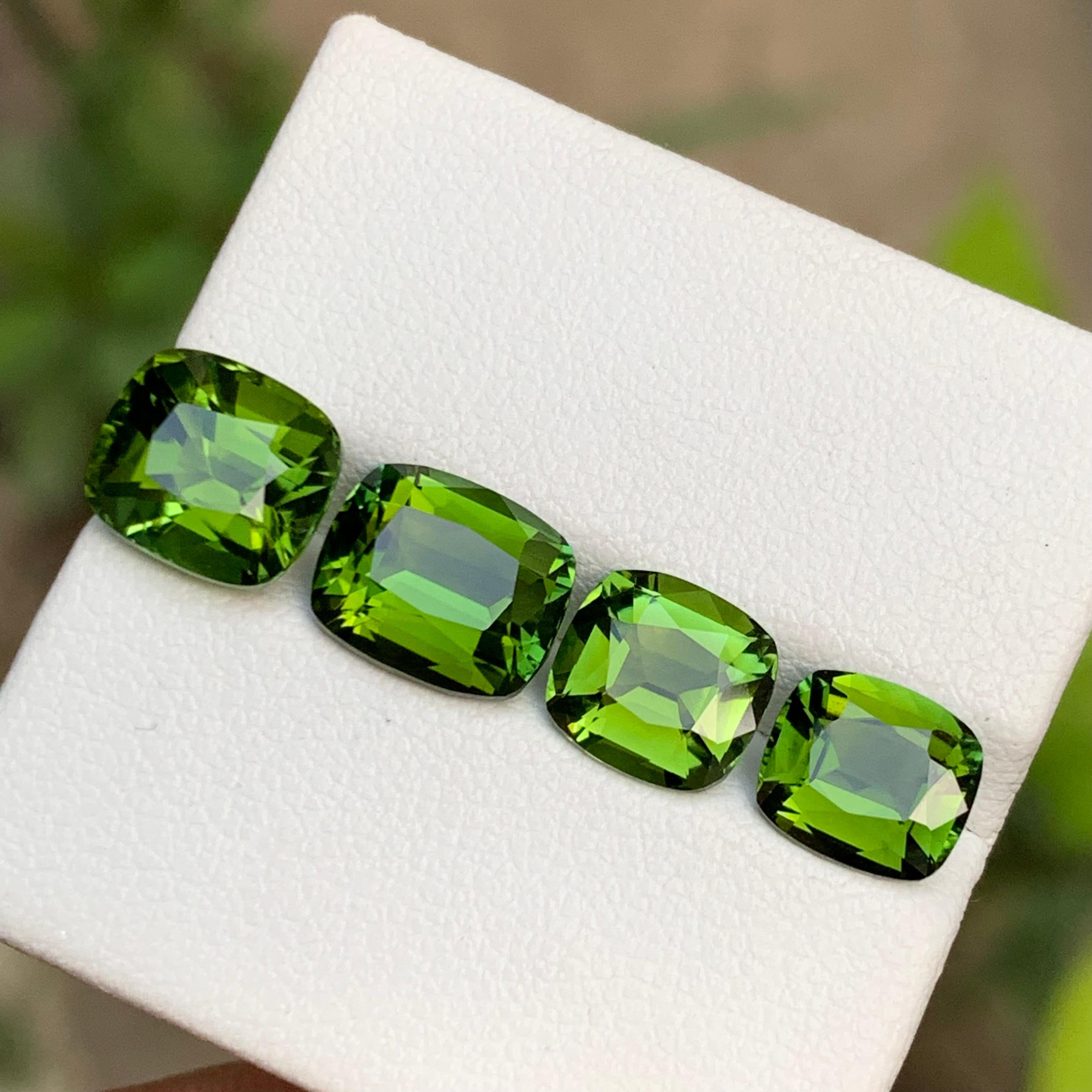 Pierres précieuses de tourmaline naturelle vert profond olive vert sous-ton Lot 8,55 carats en vente 2