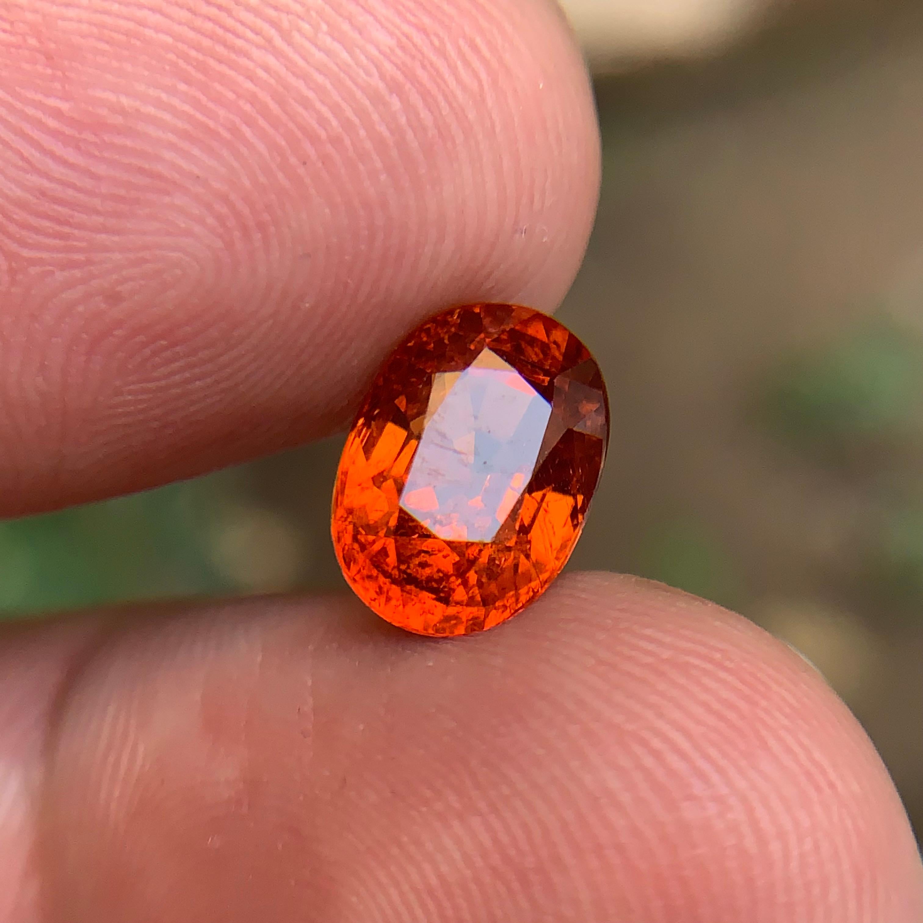 Spessartite/Spessartina/Granato mandarino arancione ricco Fanta 4,38 Ct Gemma sciolta in vendita 5