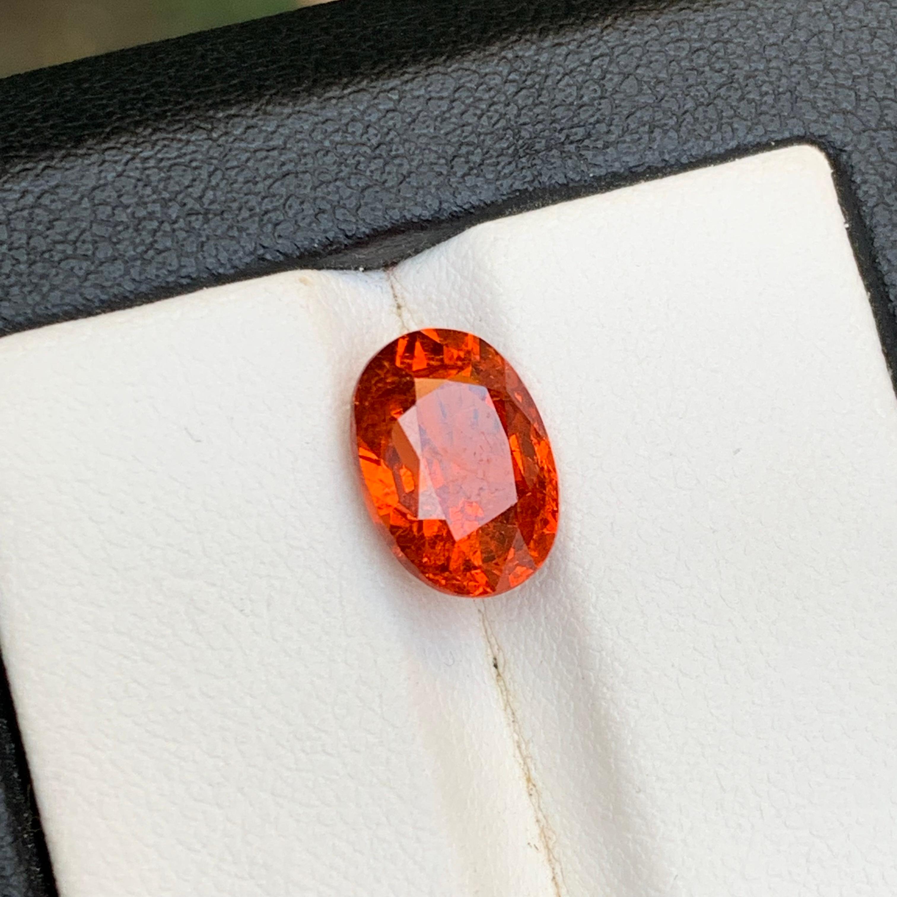 Spessartite/Spessartina/Granato mandarino arancione ricco Fanta 4,38 Ct Gemma sciolta in vendita 6