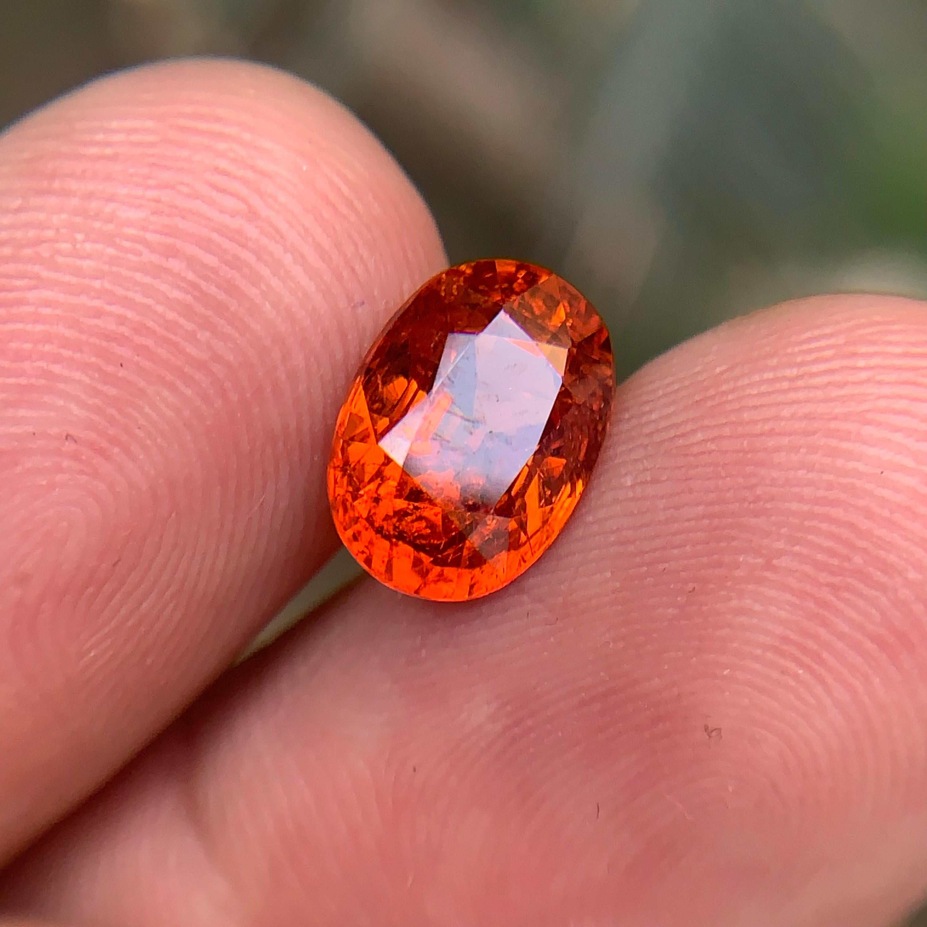 Spessartite/Spessartina/Granato mandarino arancione ricco Fanta 4,38 Ct Gemma sciolta in vendita 7
