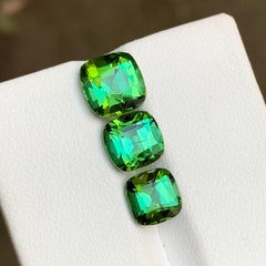 Rich Green Bluish Hue natürlicher Turmalin Edelsteine 6,05 Karat im Kissenschliff Schmuck
