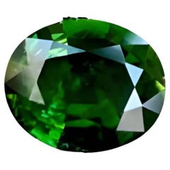 Pierre précieuse naturelle de Tanzanie, tourmaline verte chromée de taille ovale de 1,45 carat