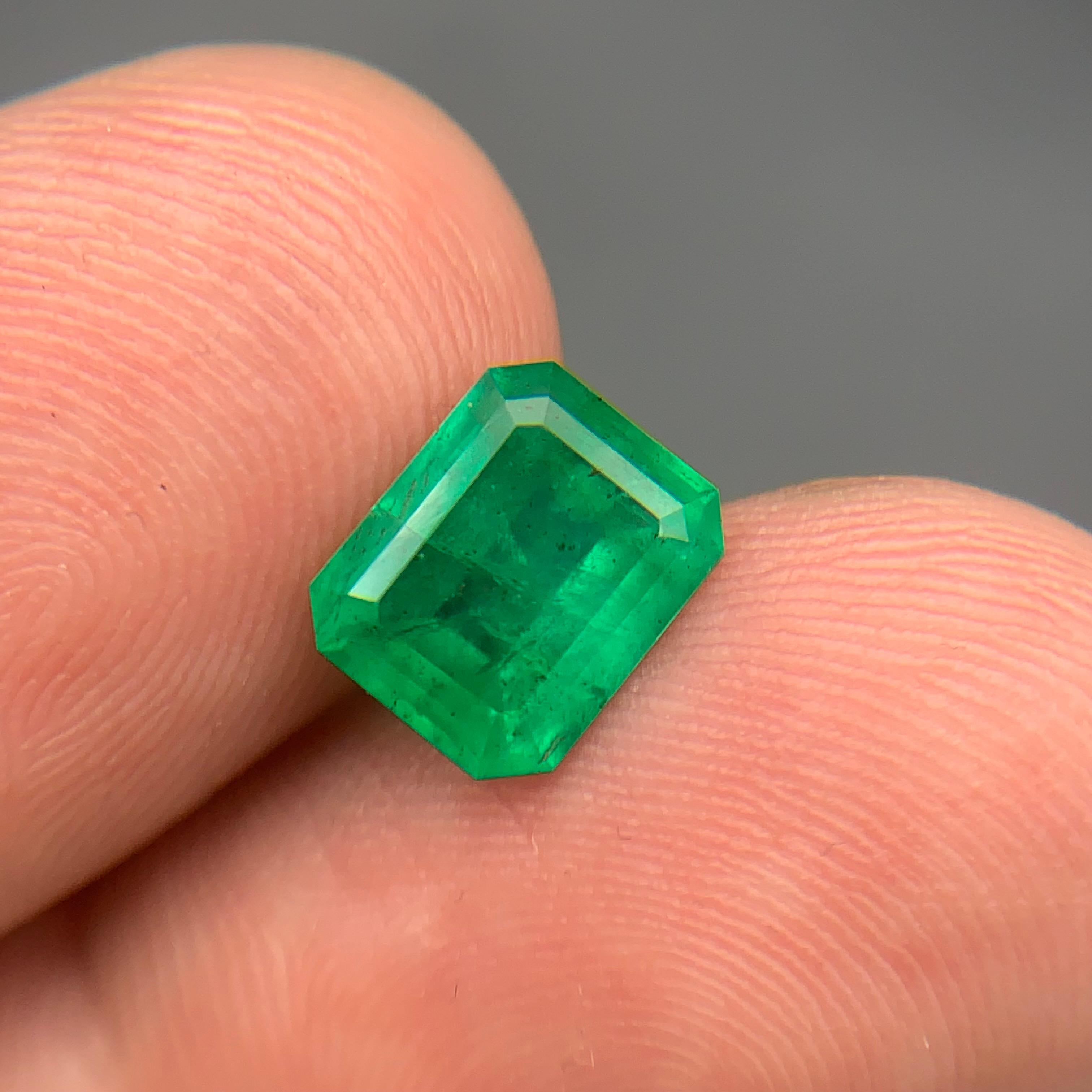 Rich Green Emerald Natural Loose Gemstone 1.84 Ct Emerald Cut-for Ring Jewelry in vendita 5