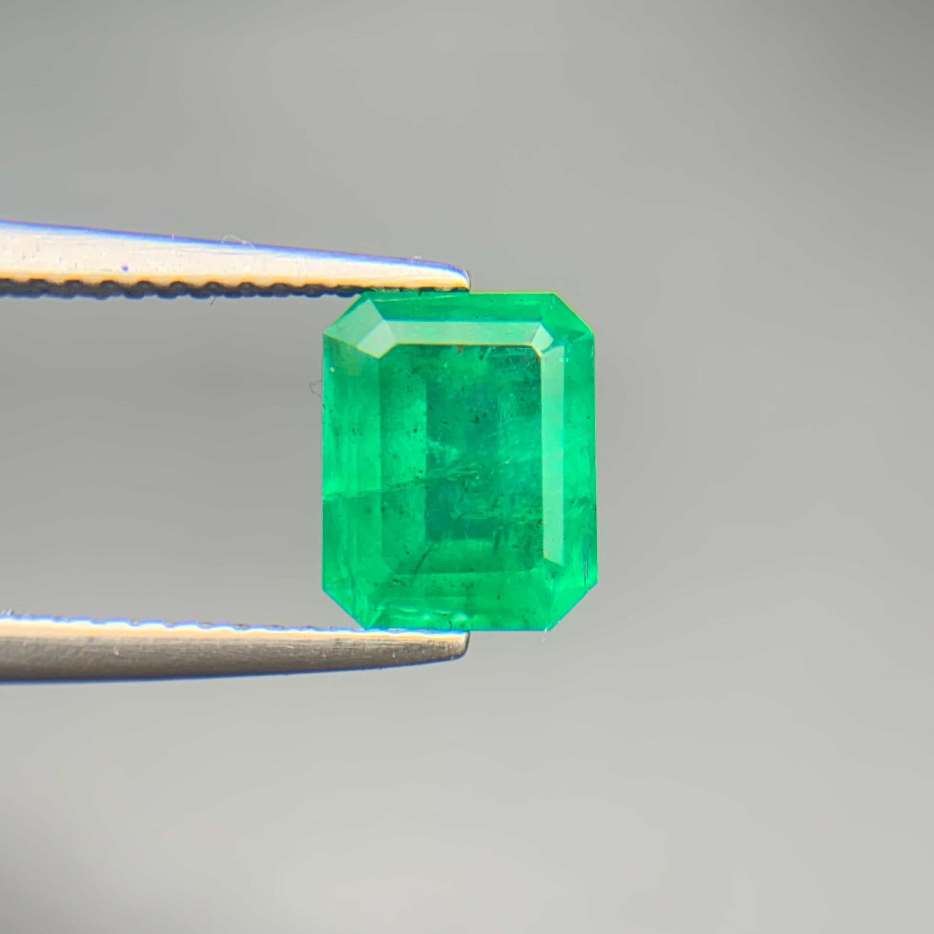 da uomo o donna Rich Green Emerald Natural Loose Gemstone 1.84 Ct Emerald Cut-for Ring Jewelry in vendita