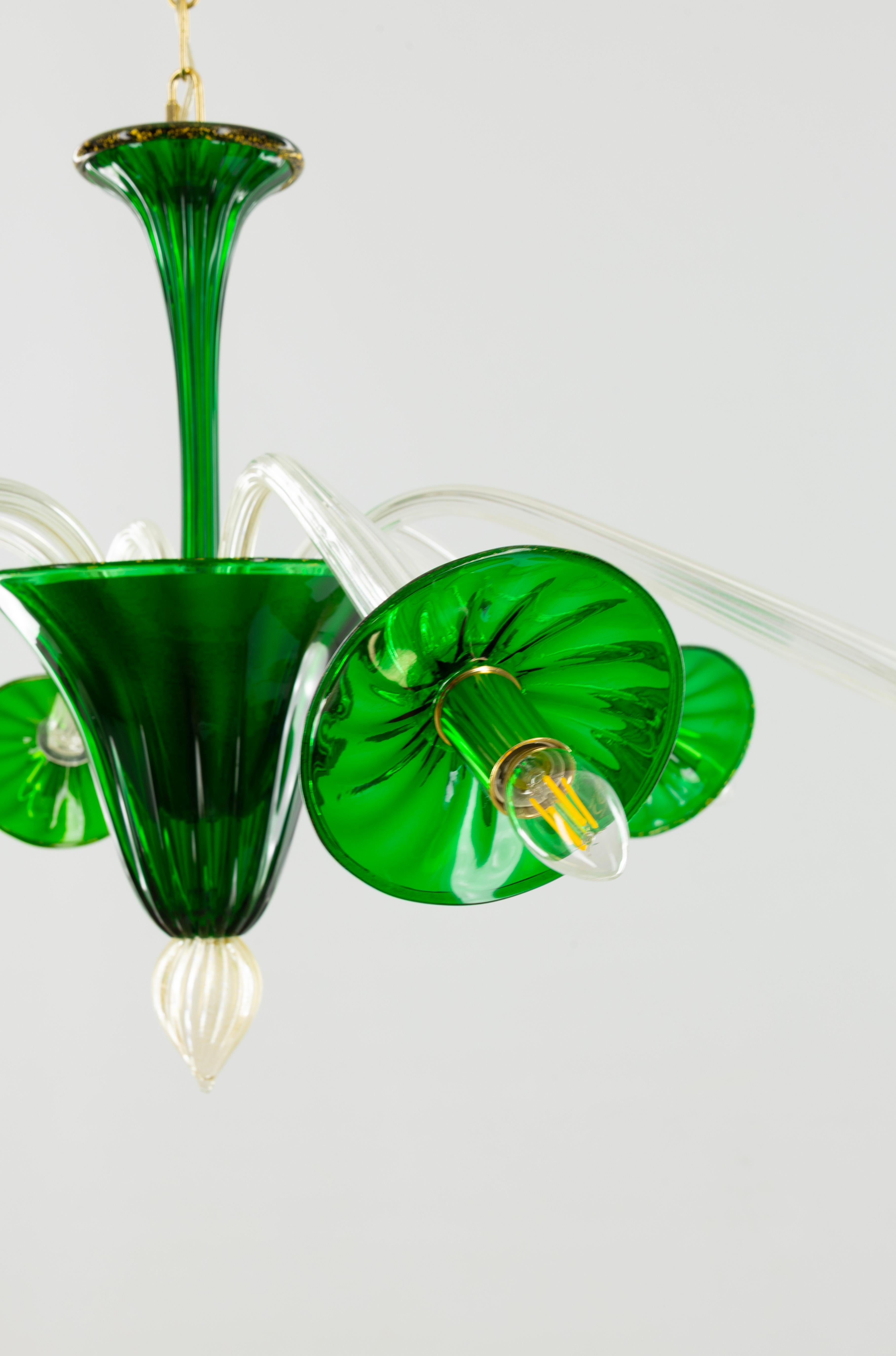 Vetro Lampadario in vetro di Murano verde ricco, anni '80 circa in vendita