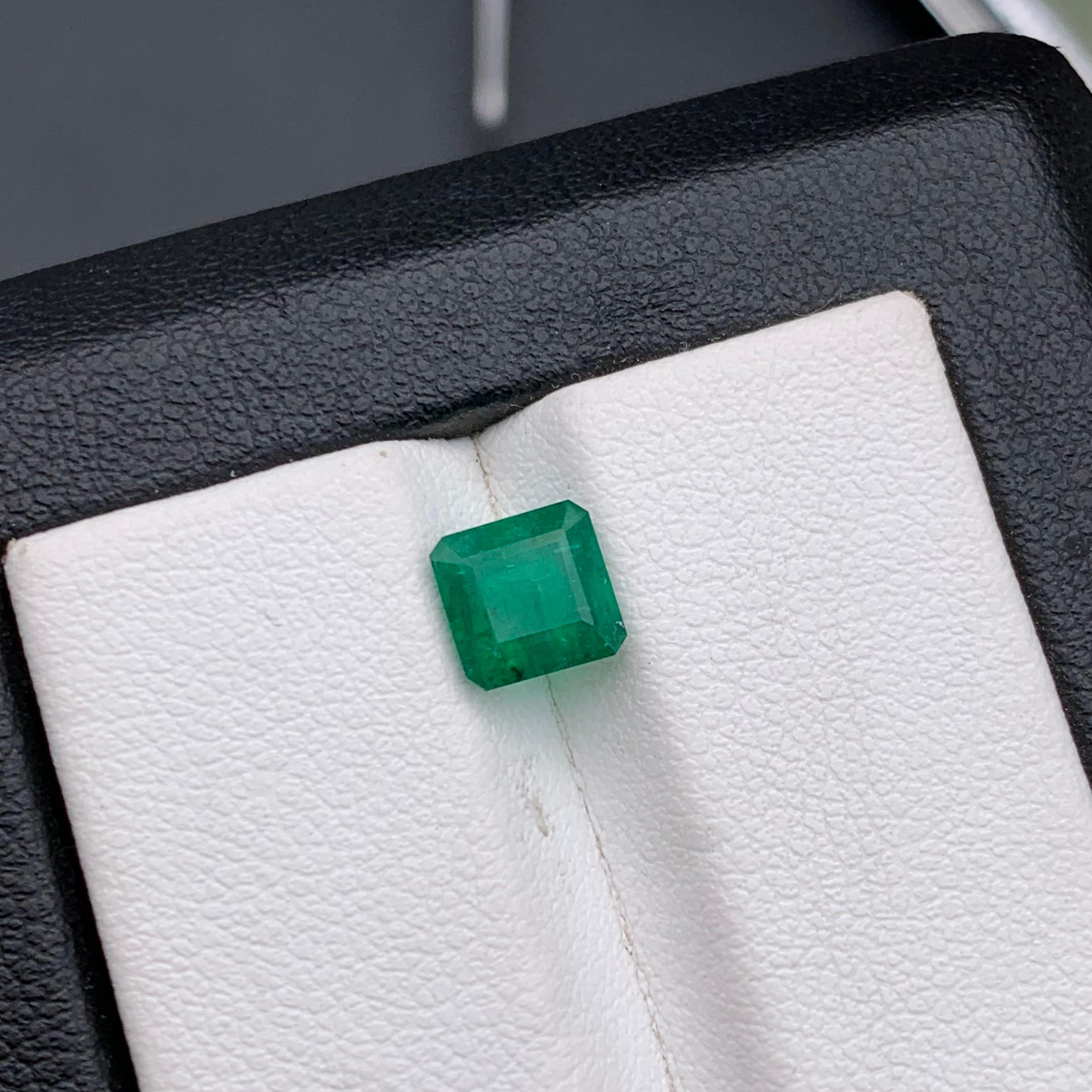 Taille émeraude Bague en émeraude naturelle de Colombie verte et octogonale de 1,20 carat en vente