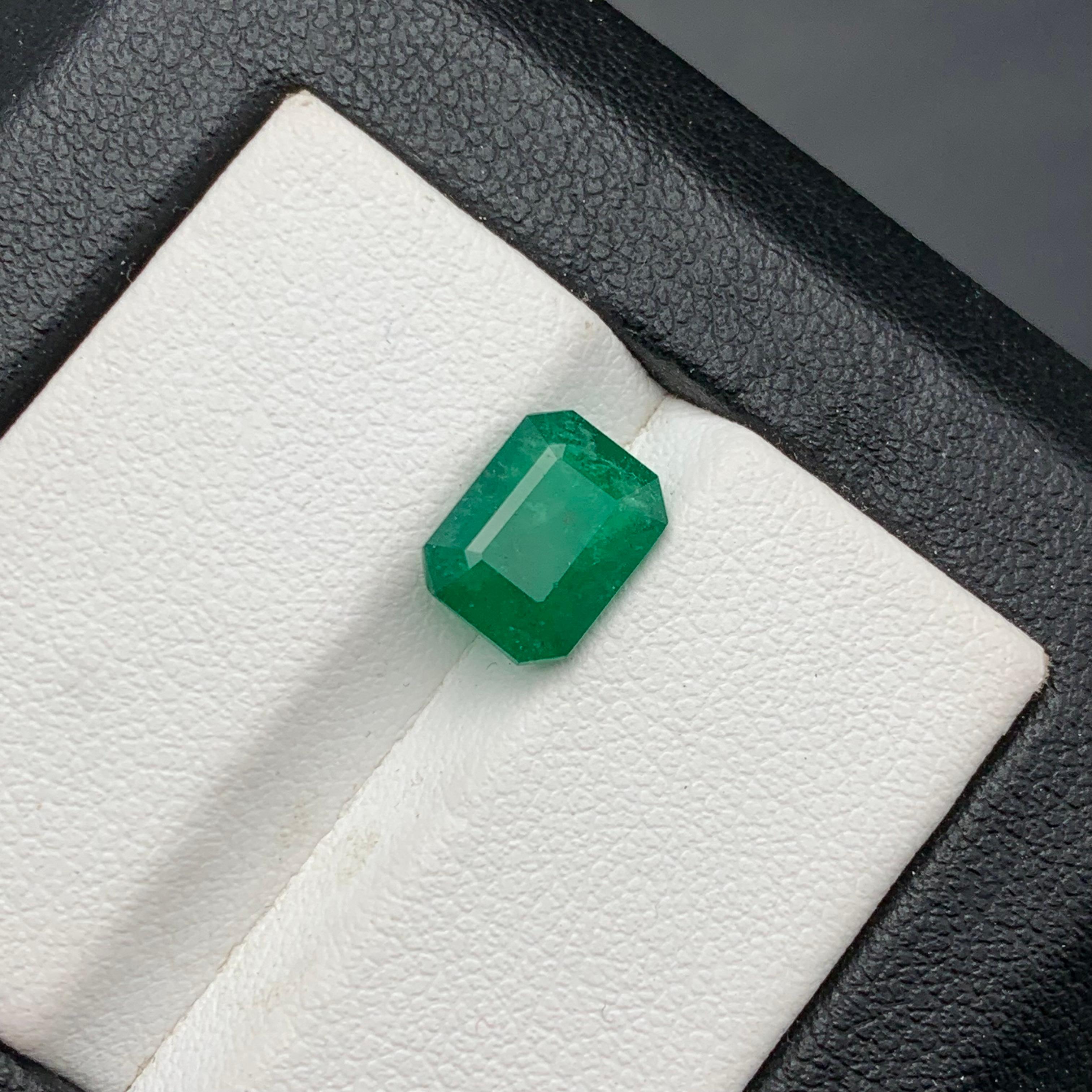 Rich Green Natural Emerald Ring Loose Gemstone 2.05 Ct Octagon Cut for Jewelry For Sale 3