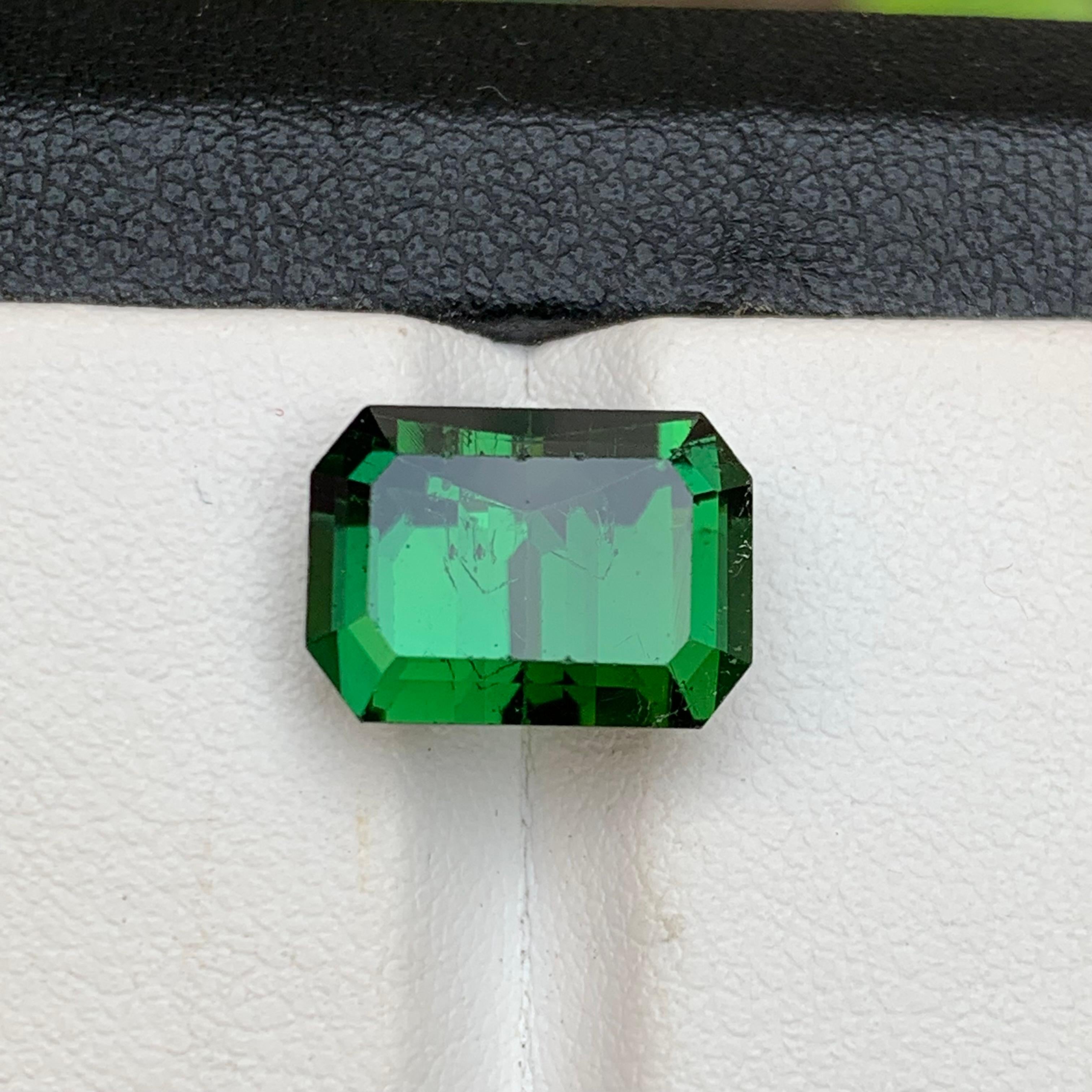 Rich Green Natural Tourmaline Ring Loose Gemstone 7 Ct Emerald Cut for Jewelry For Sale 8
