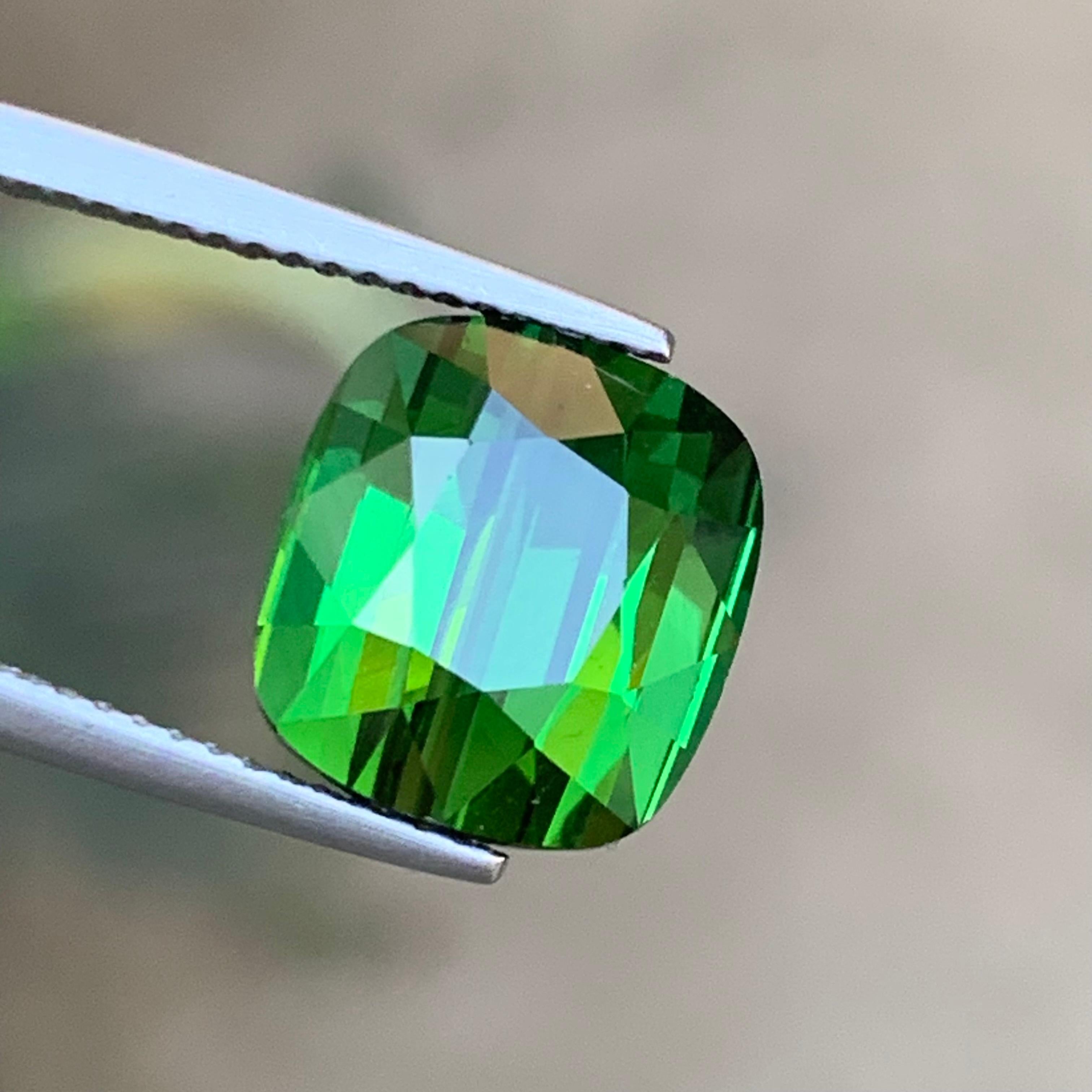 Contemporary Rich Green Natural Tourmaline Ring Loose Gemstone 7.55 Ct Cushion Cut-Jewelry For Sale
