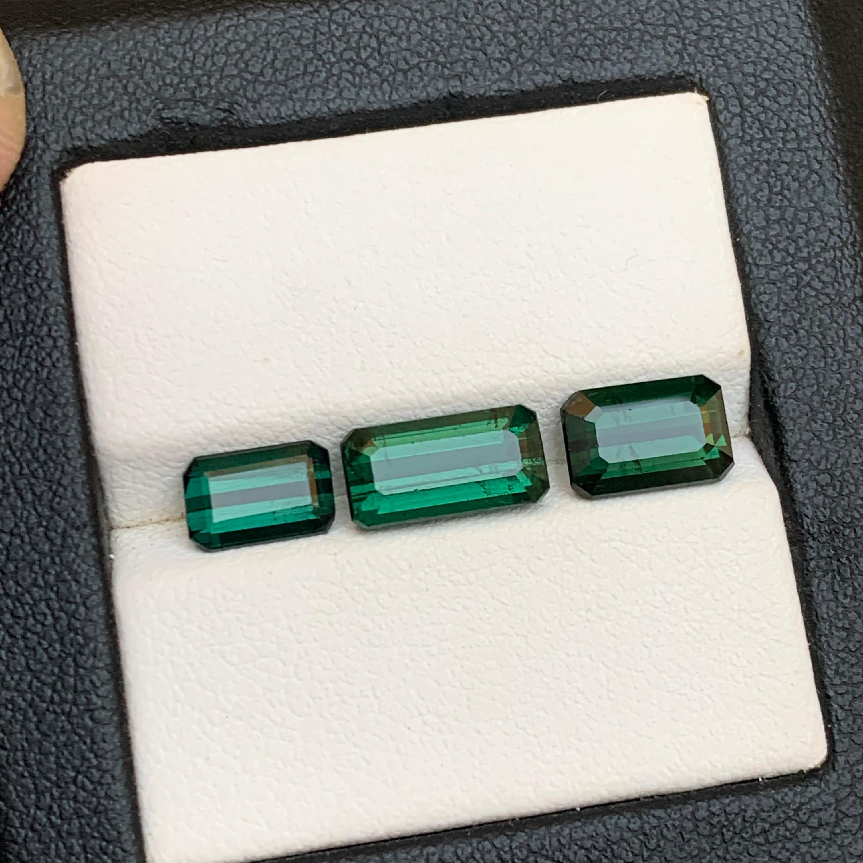 Anillo de turmalina natural verde intenso Piedras sueltas 5,87 qt talla esmeralda-Joyería en venta 5