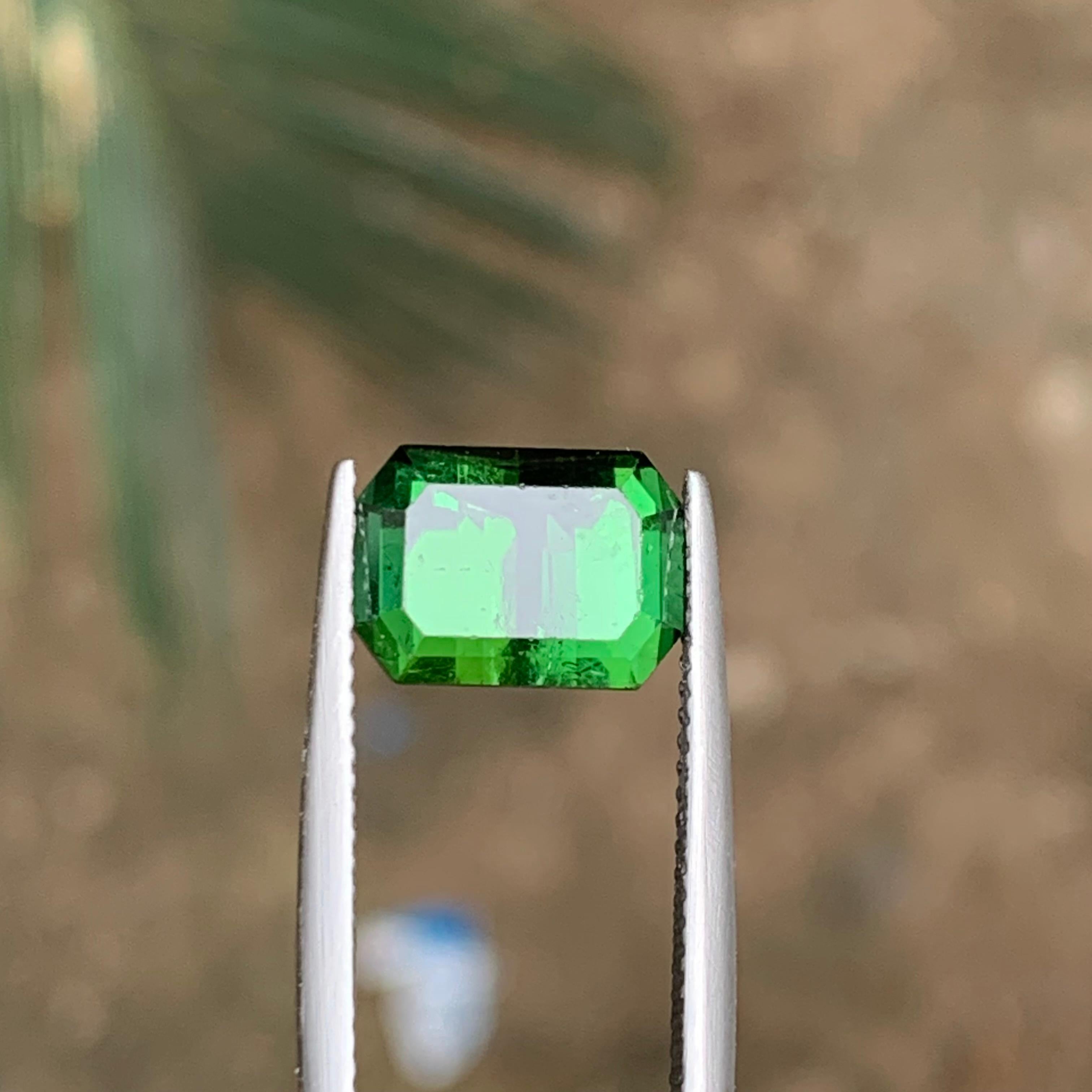 Femenino o masculino Anillo de turmalina natural verde intenso, gema colgante 4.70 ct talla esmeralda-Joyería en venta