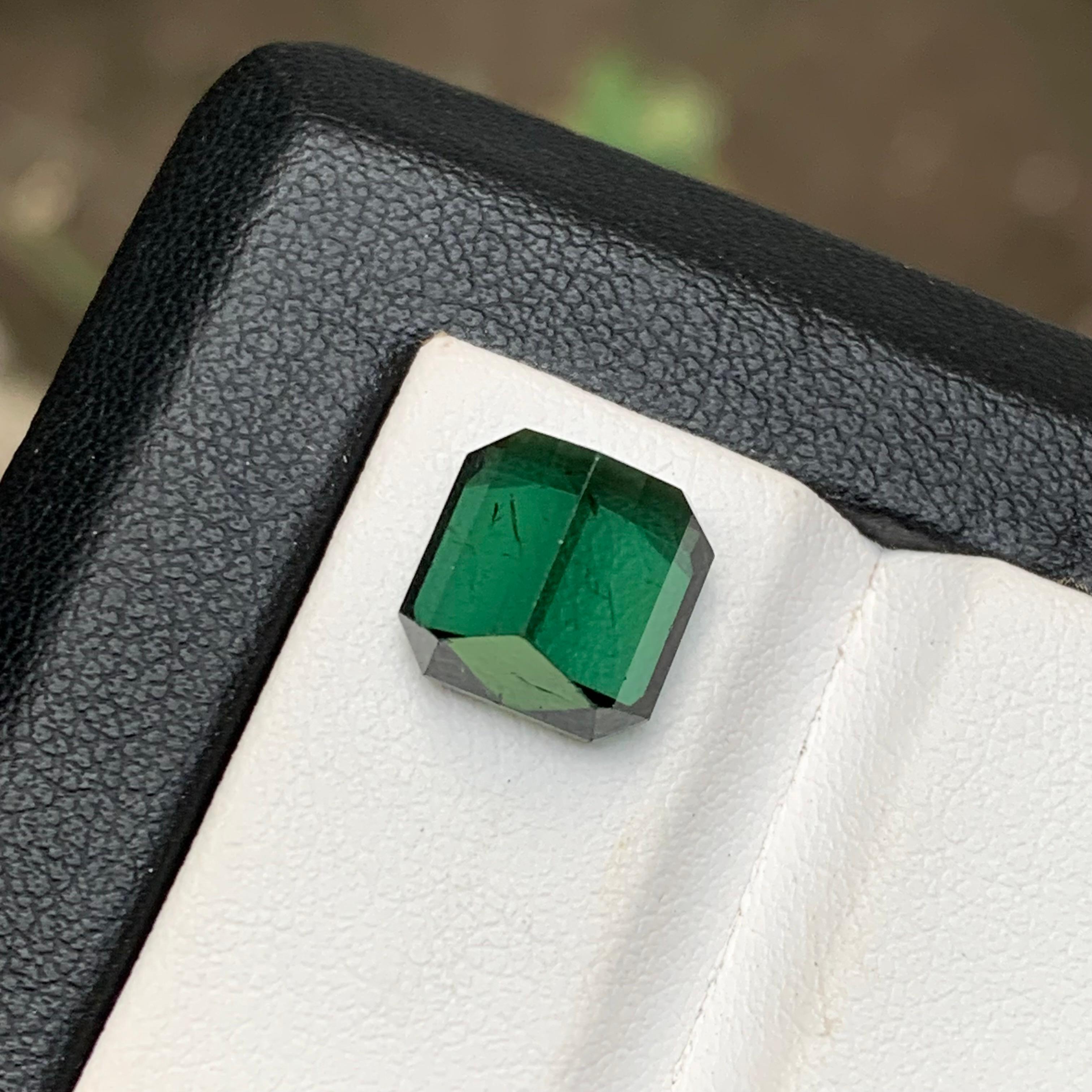 Rich Green Natural Tourmaline Ring, Pendant Gemstone 5.40 Ct Emerald Cut-Jewelry For Sale 1