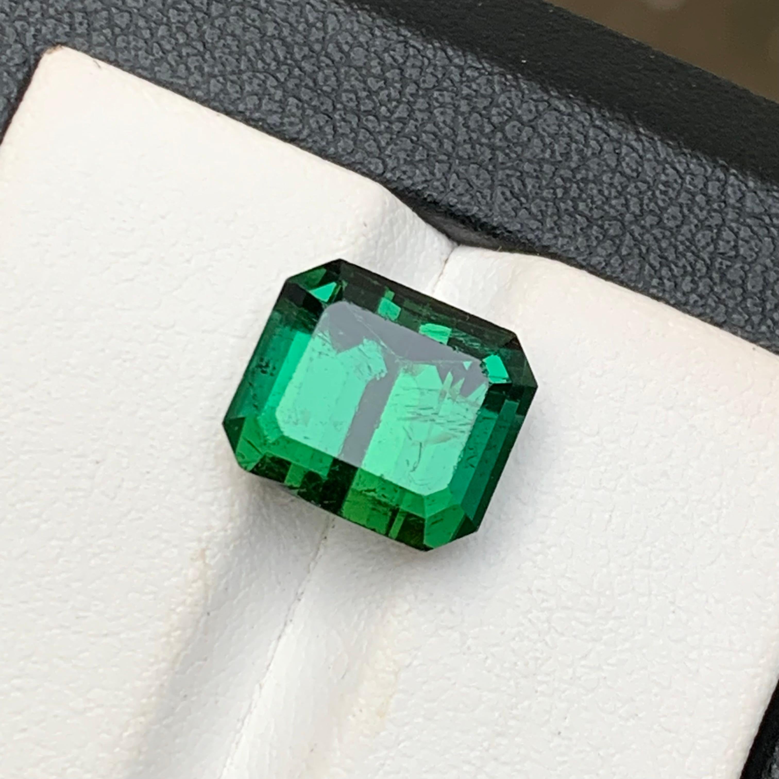 Rich Green Natural Tourmaline Ring, Pendant Gemstone 5.90 Ct Emerald Cut-Jewelry For Sale 4