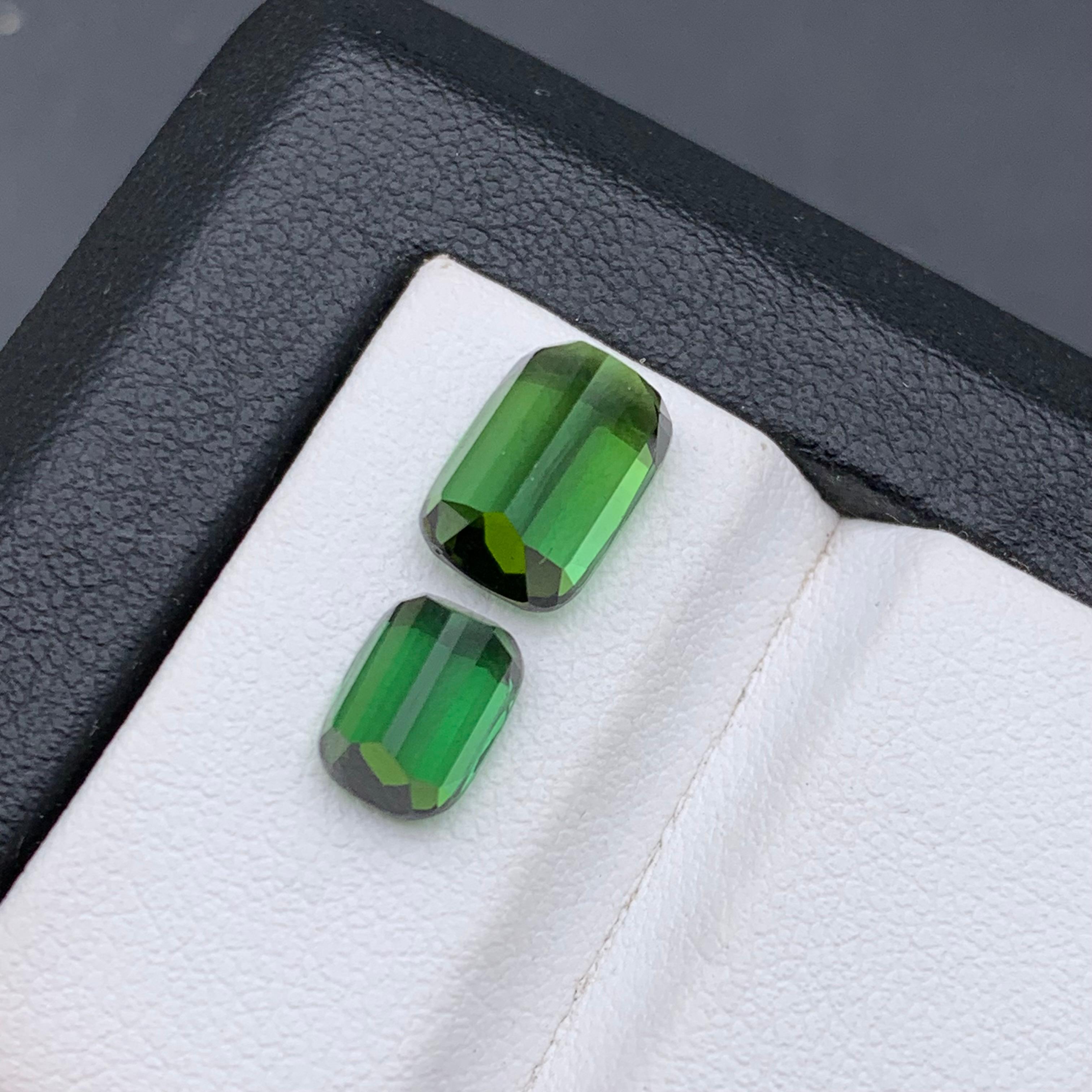 Rich Green Natural Tourmaline Ring, Pendant Loose Gemstones 4.90 Ct Cushion Cut In New Condition For Sale In Peshawar, PK