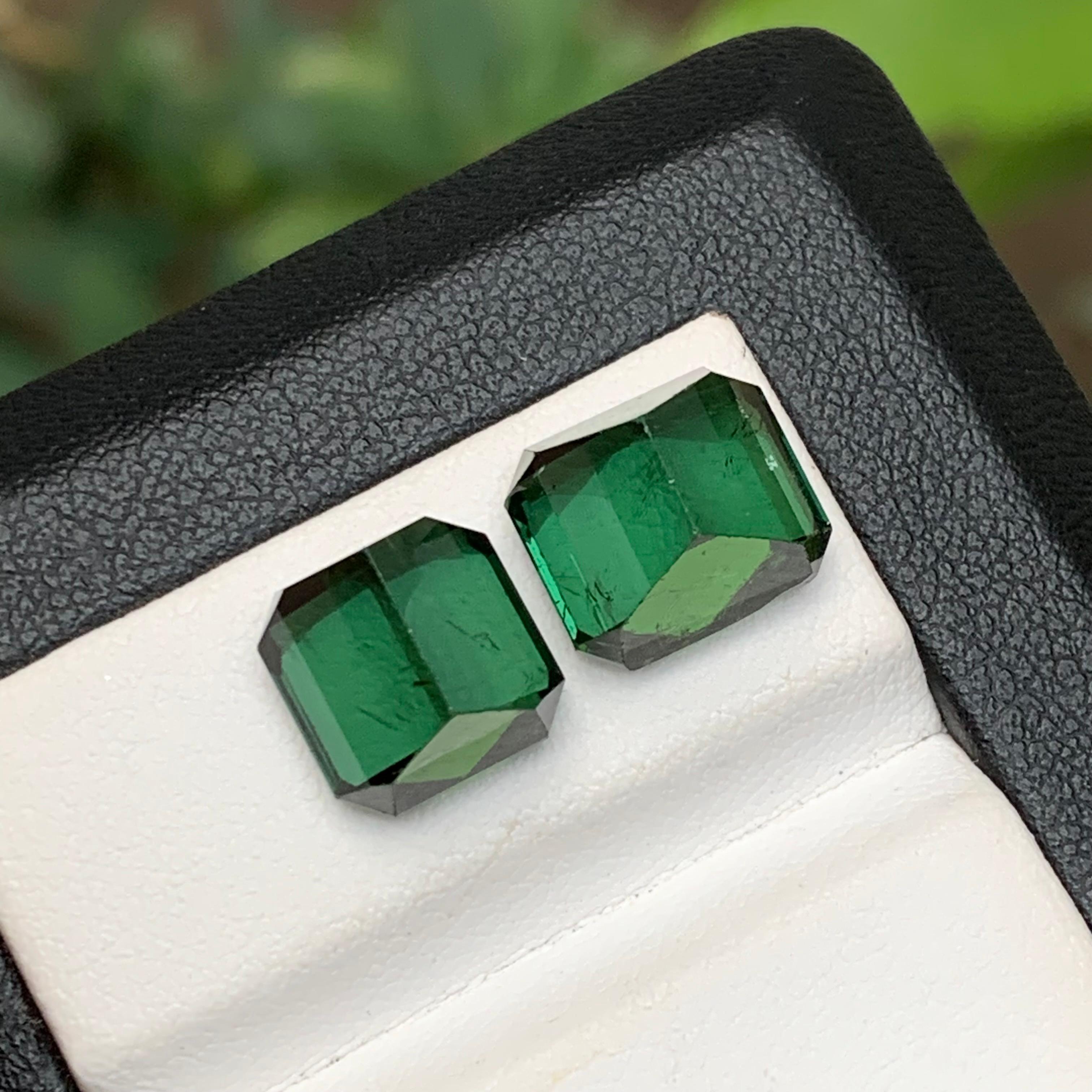 Bague, pendentif en tourmaline naturelle verte riche sertie de 11,30 carats de pierres précieuses en vente 3