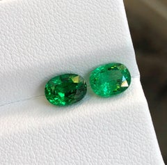 Rich Green Natural Tsavorite Garnet 3.15 Carat Oval Cut Loose Gemstone Pair